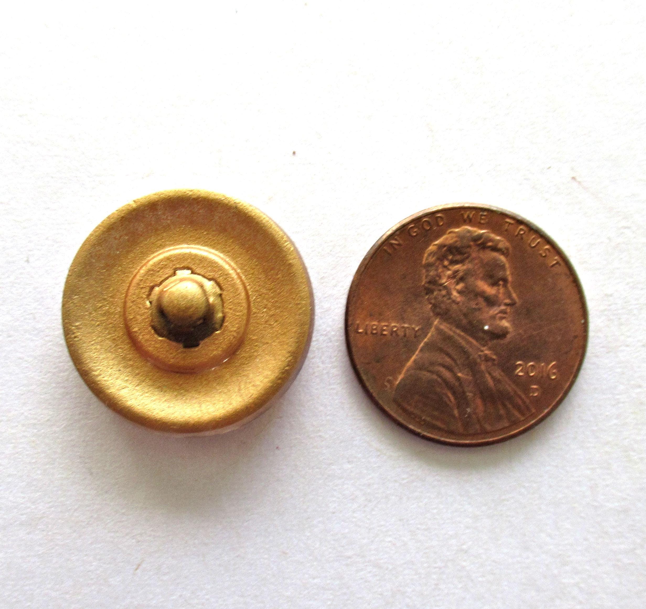 One 18mm Czech glass button - ornate star or flower pattern - gold with a blue wash - decorative shank buttons - 00052