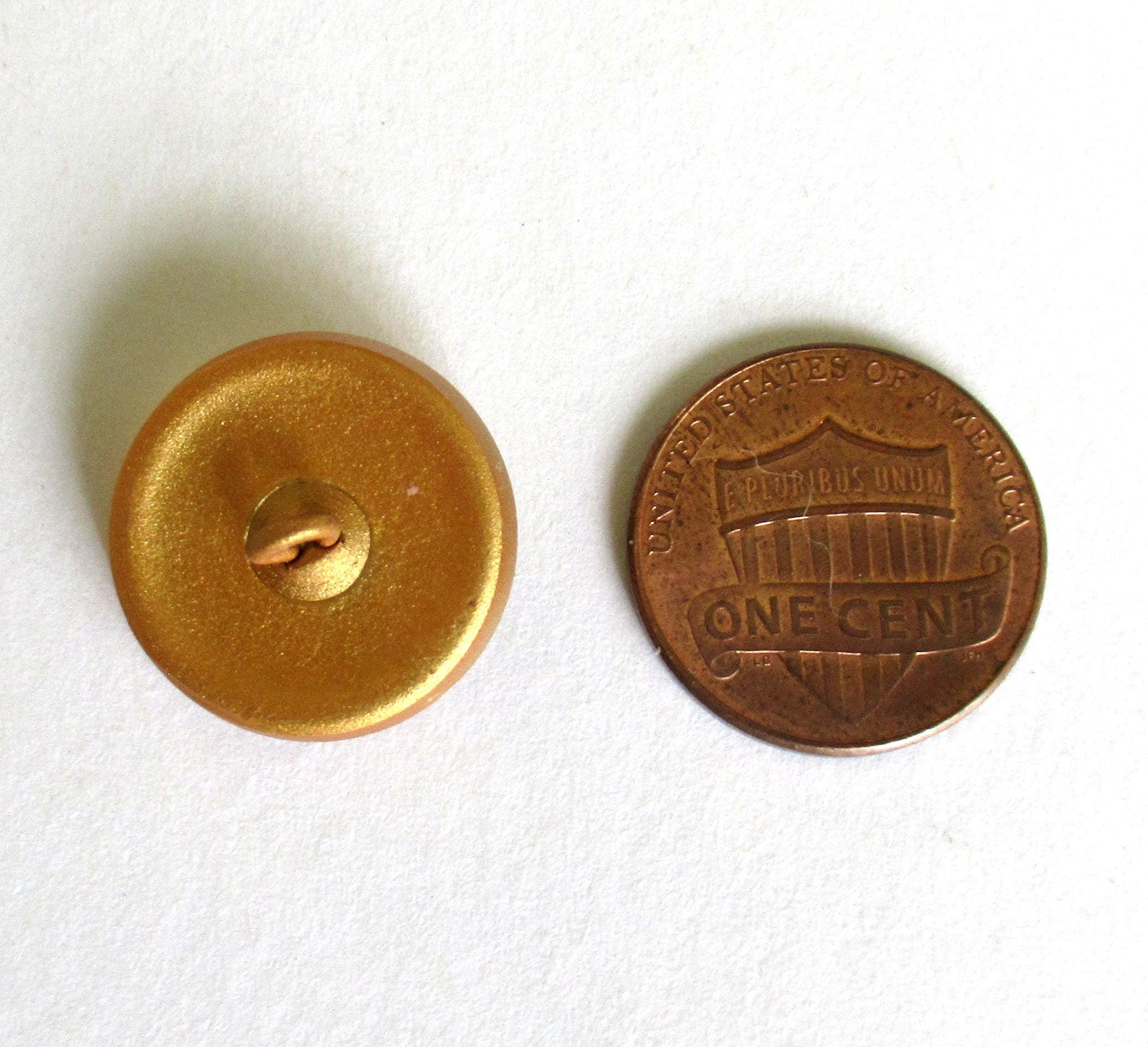 One 18mm Czech glass flower button - gold with a turquoise blue wash - decorative floral shank button - 00392