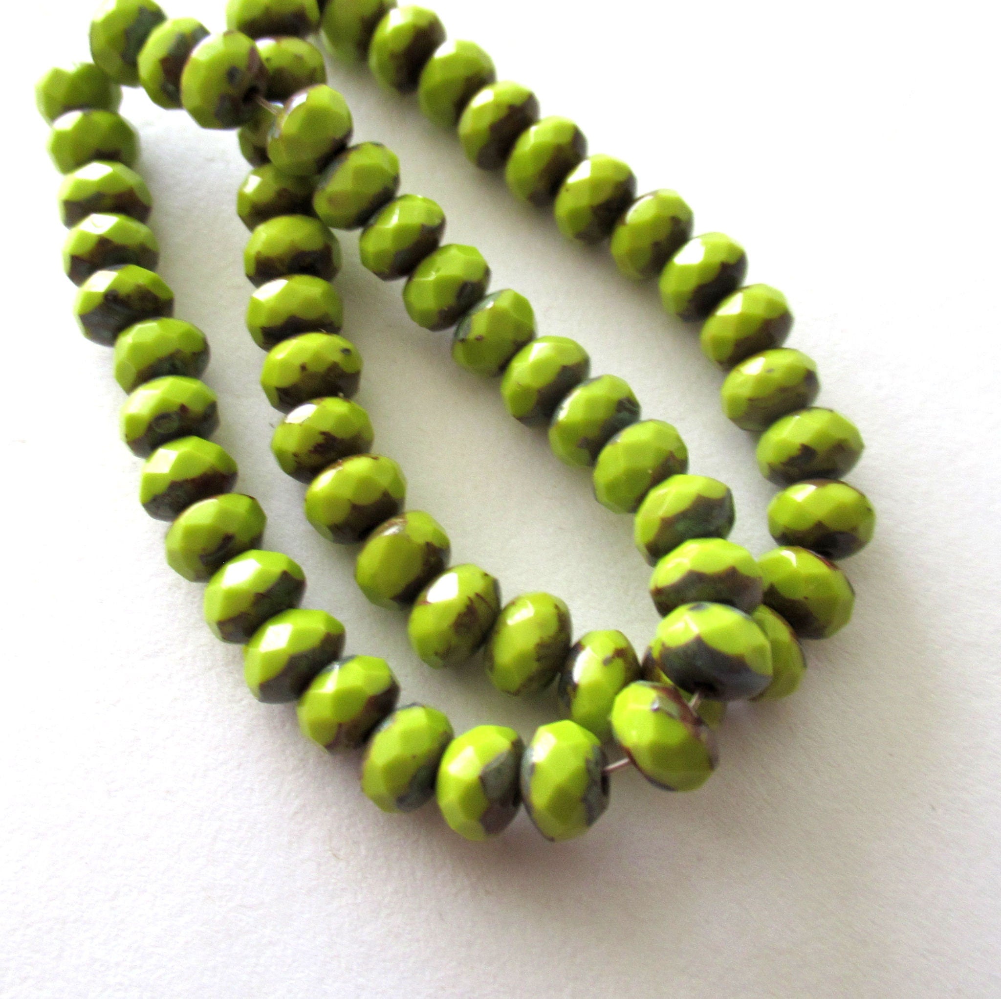 Lot of 30 small Czech glass puffy rondelles - opaque avocado dreen picasso - 3mm x 5mm faceted rondelle beads 00041