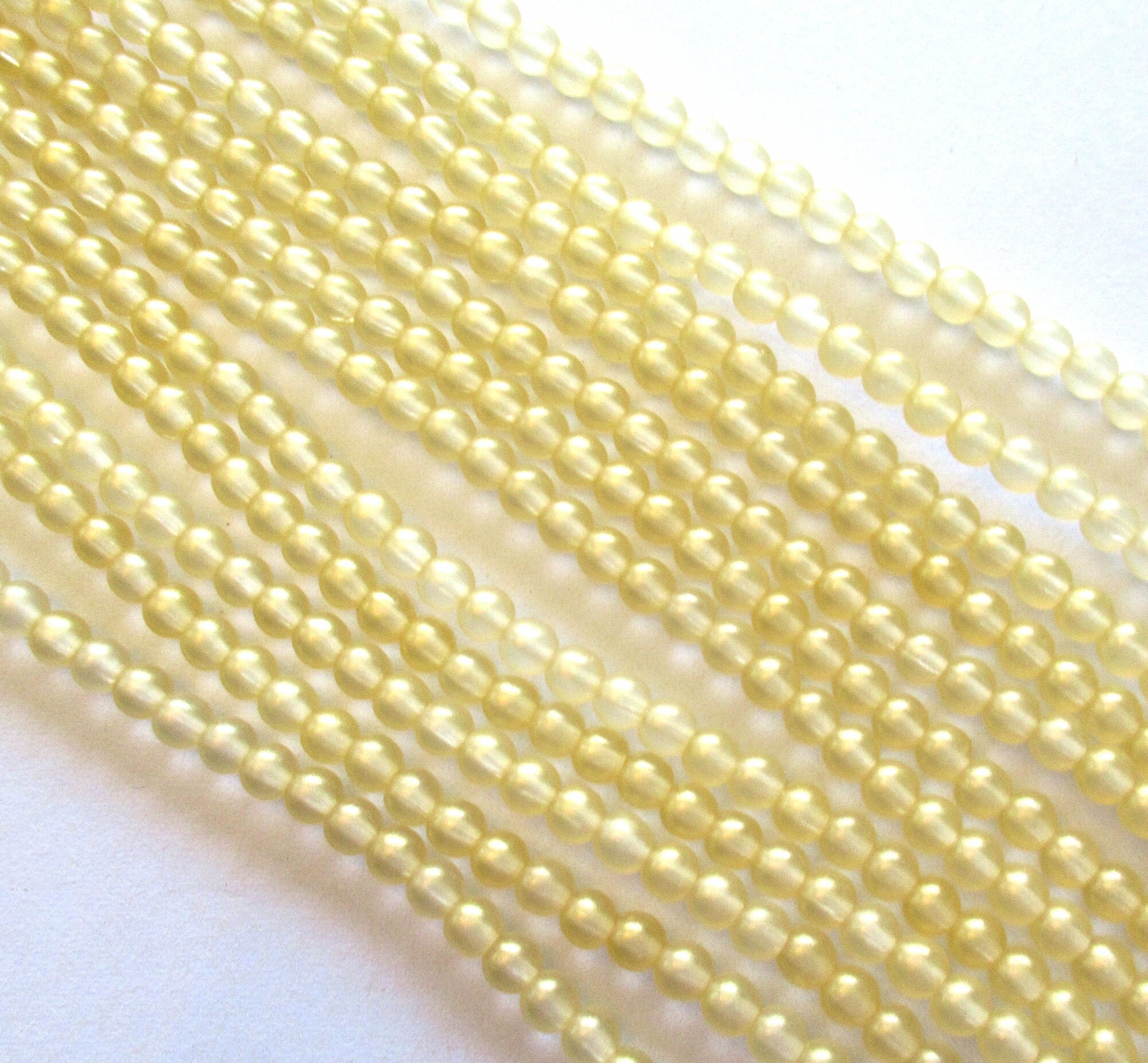 100 4mm Czech glass smooth round druk beads - gold lame druks - C0095