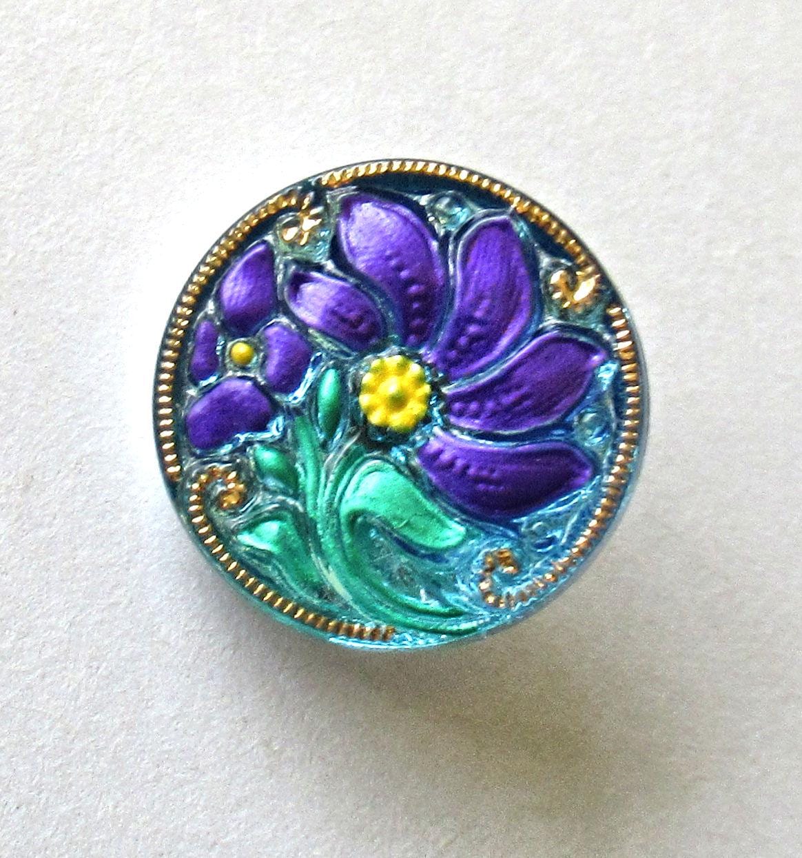 One 18mm Czech glass button - purple flower w/ green leaves & gold accents - hand painted decorative floral shank button - 00054