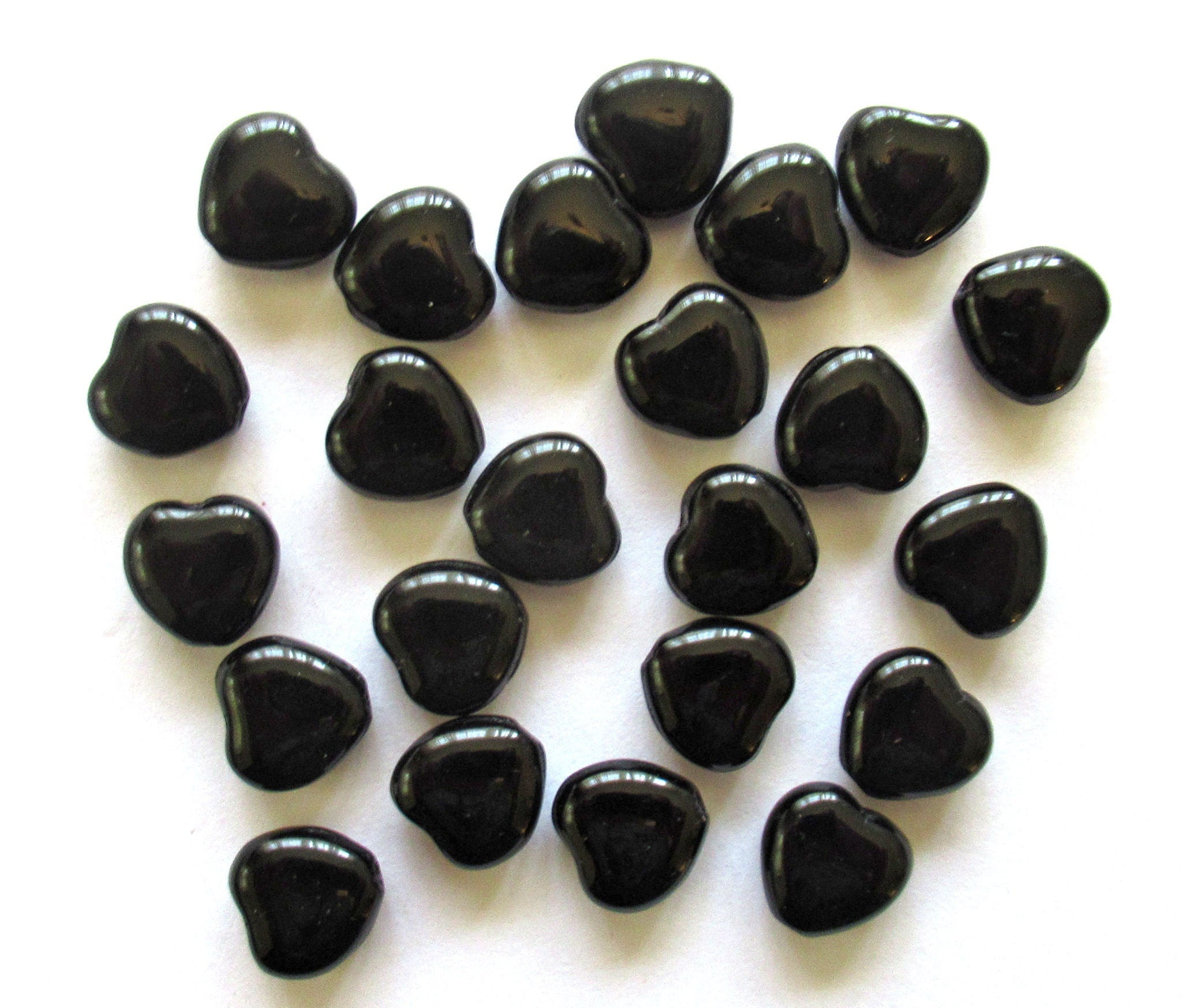 Lot of 25 Czech glass beads - 8mm opaque black heart shaped beads C0086