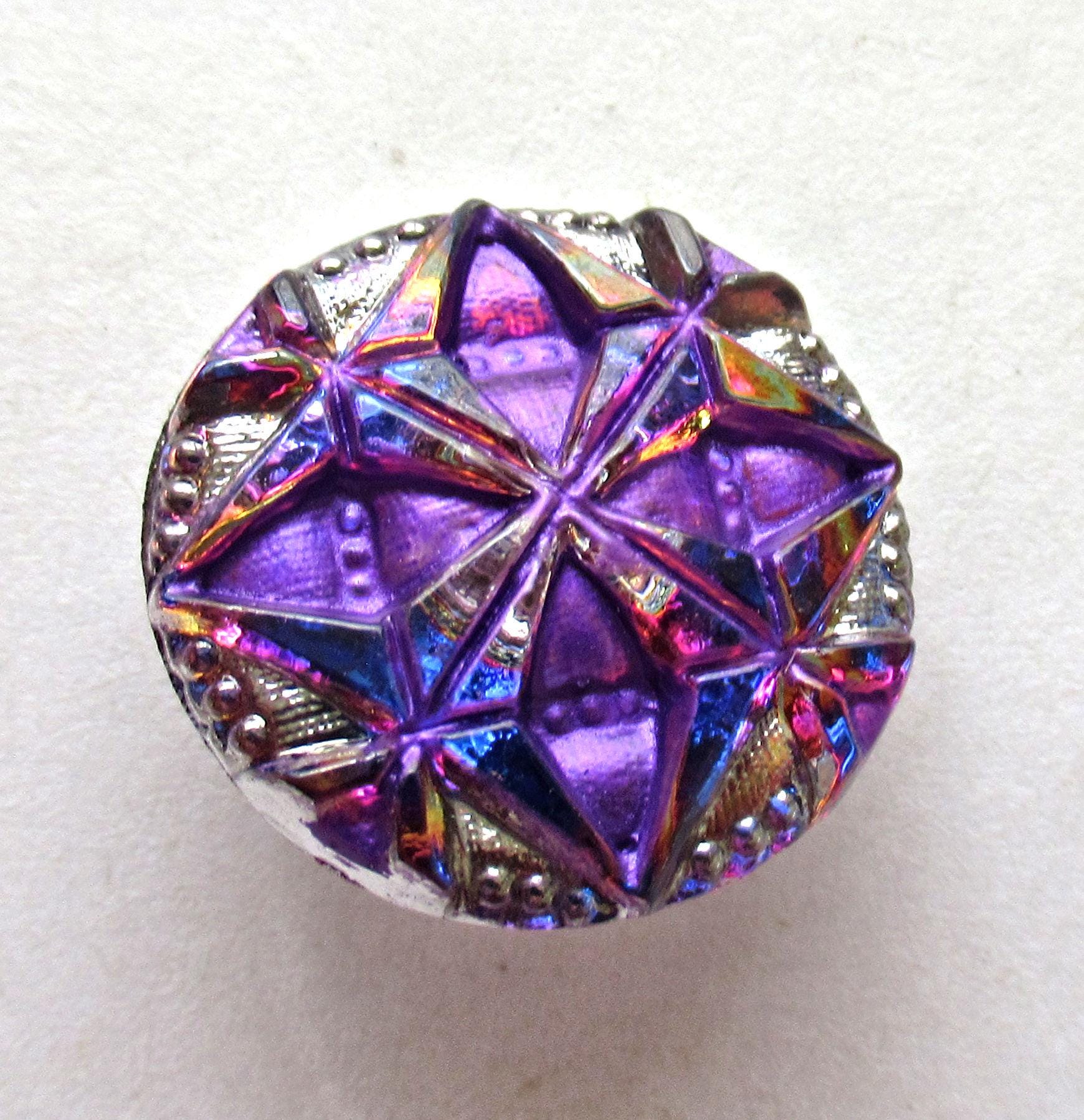 One 18mm Czech glass button - purple & blue geometric pattern with platinum accents - decorative shank button 00392