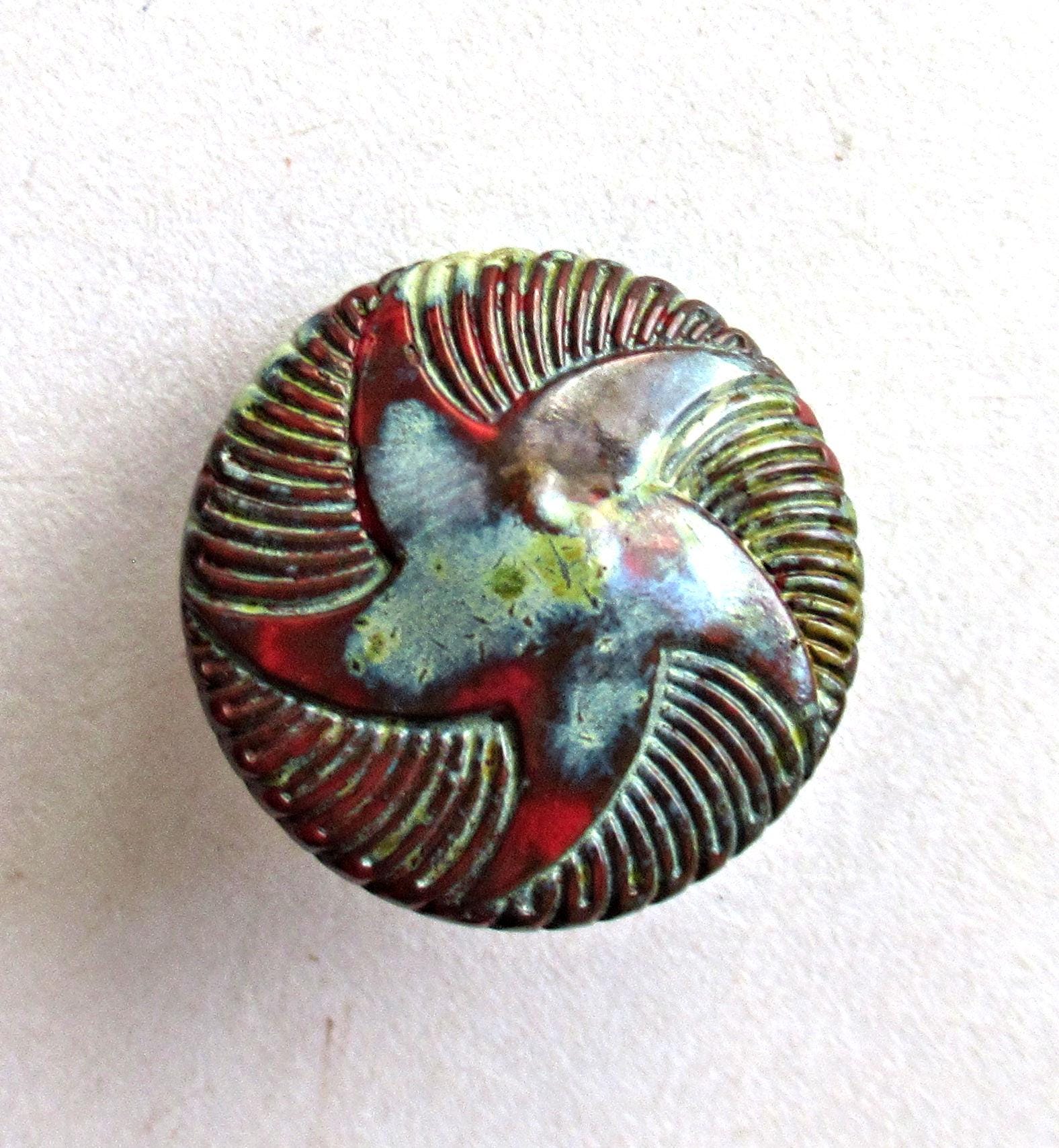One 18mm Czech glass button - opaque dark red raised swirling star with a picasso finish - decorative shank button 00081