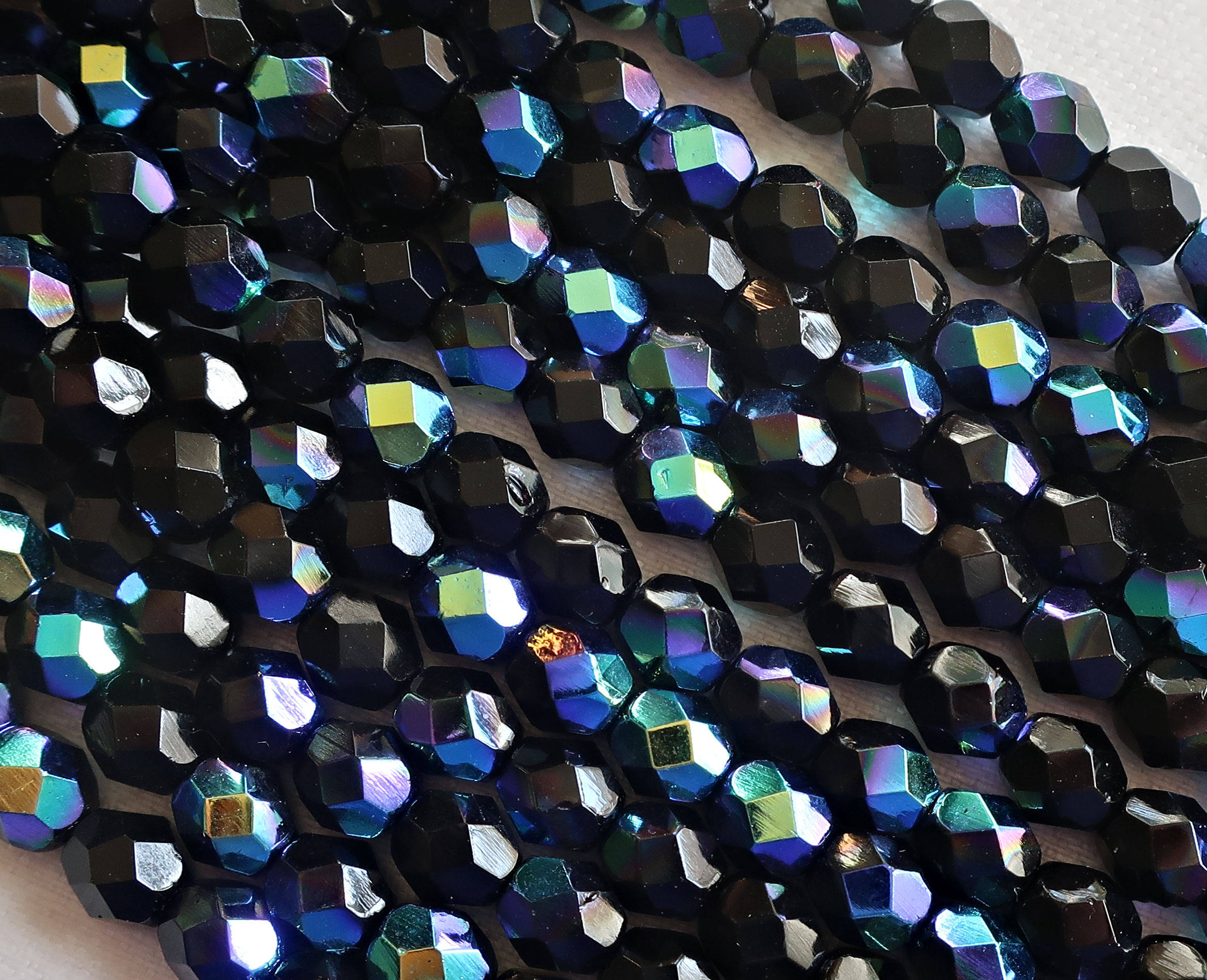 25 6mm Emerald Green AB Czech Glass beads, fire polished faceted round glass beads C7501