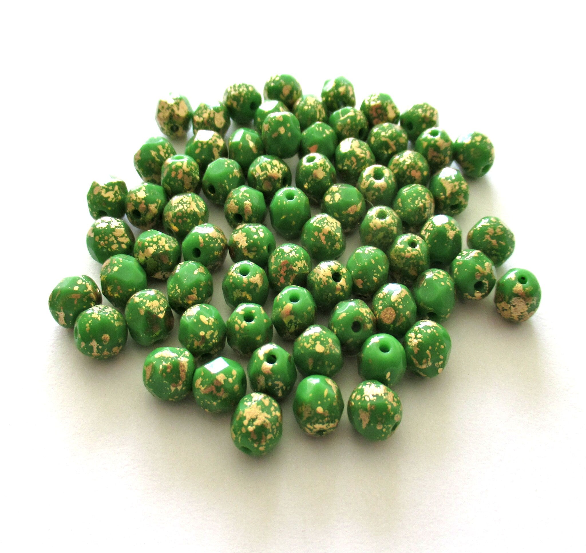 Lot of 25 6mm Czech glass beads - opaque green with splotchy gold specks - fire polished faceted round beads - C0027
