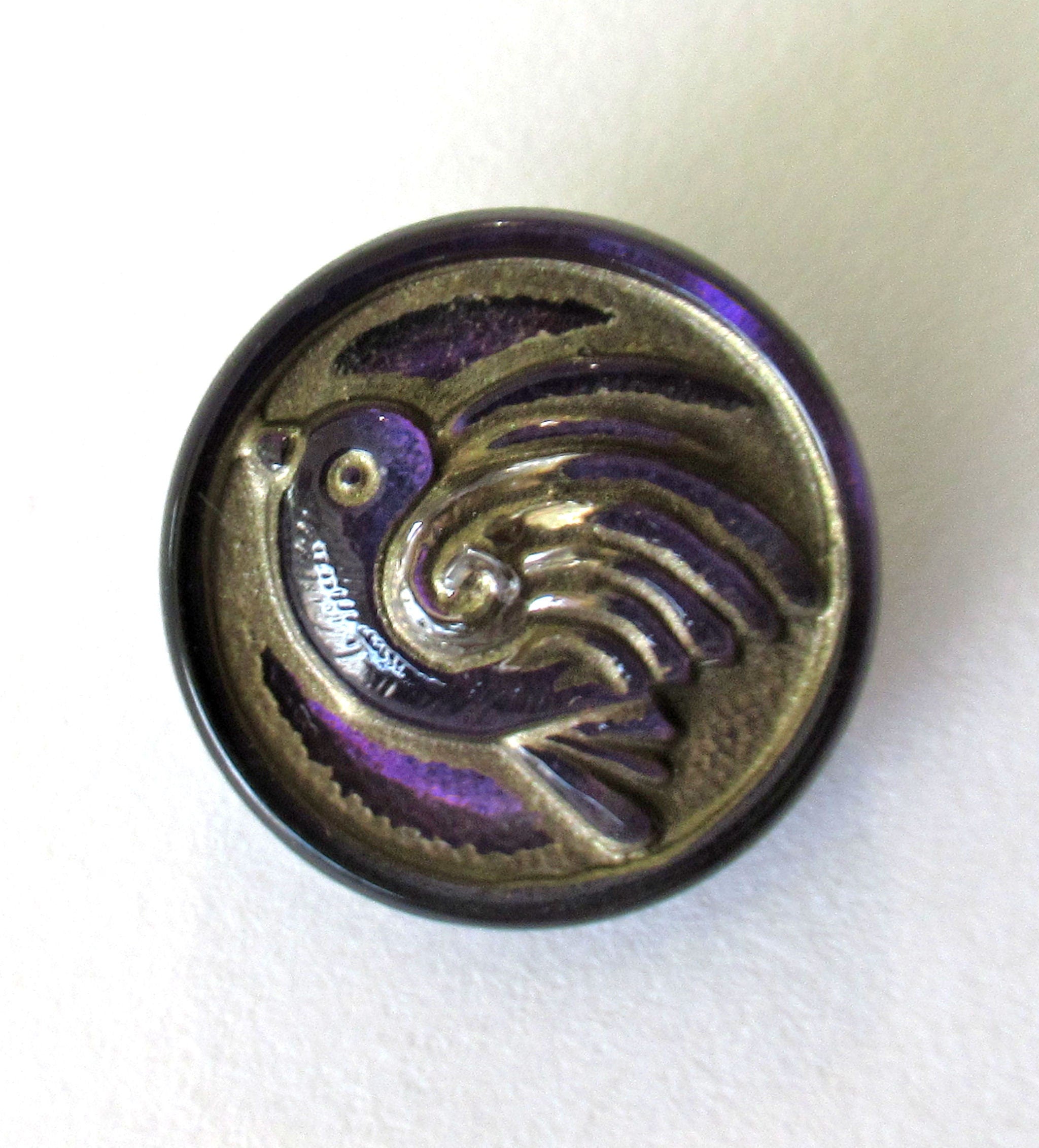 One 18mm Czech glass bird button - purple with a gold wash - decorative shank buttons 00432