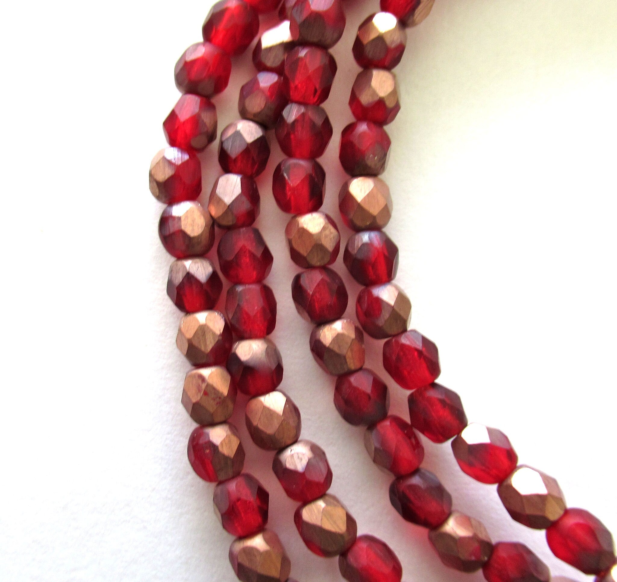 50 4mm Czech Czech glass faceted beads - matte ruby red / light garnet with copper accents - fire polished, round beads - C0009