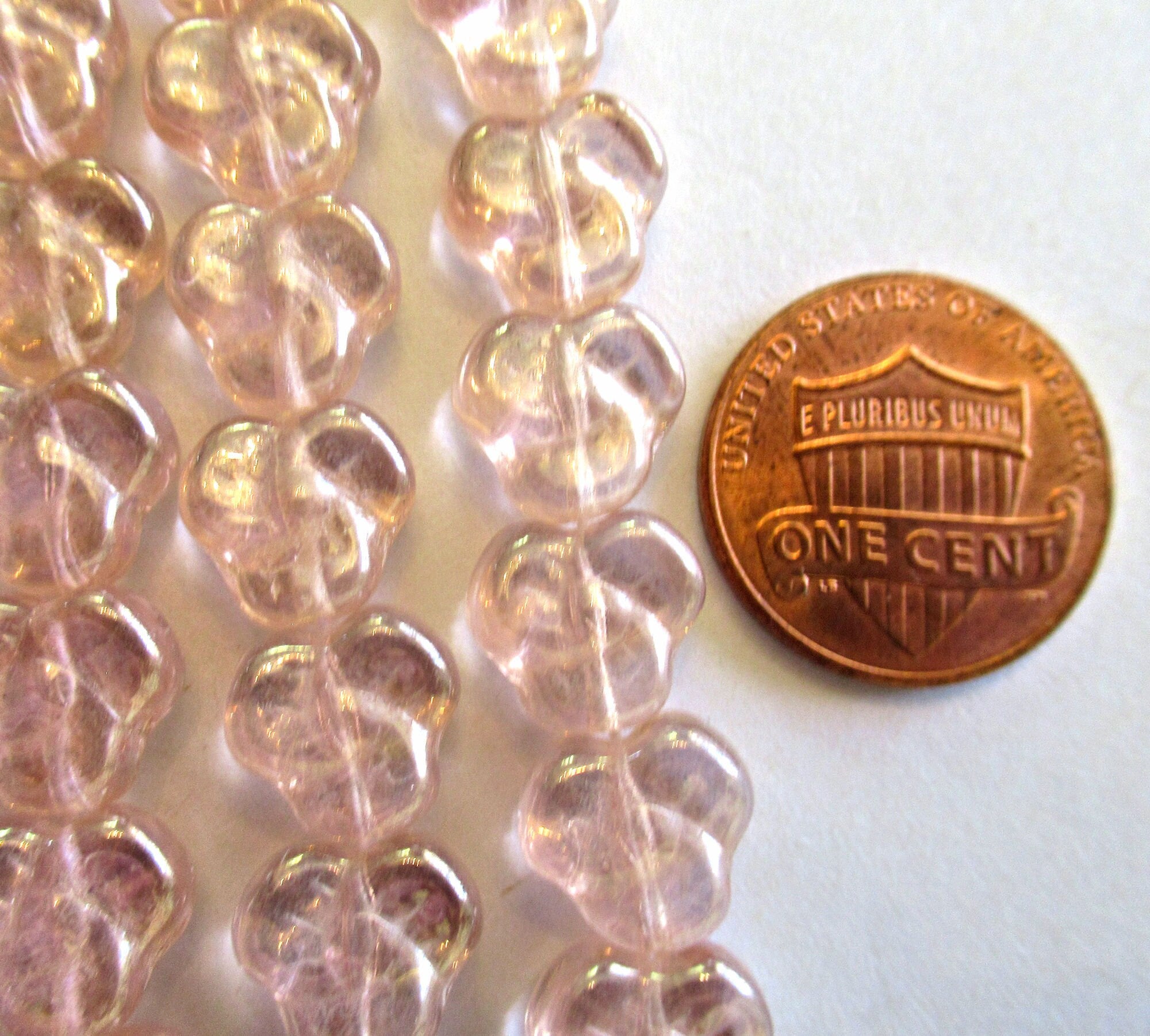 Lot of 25 9mm Czech glass pansy beads - transparent luster rosaline pink flower beads C0076