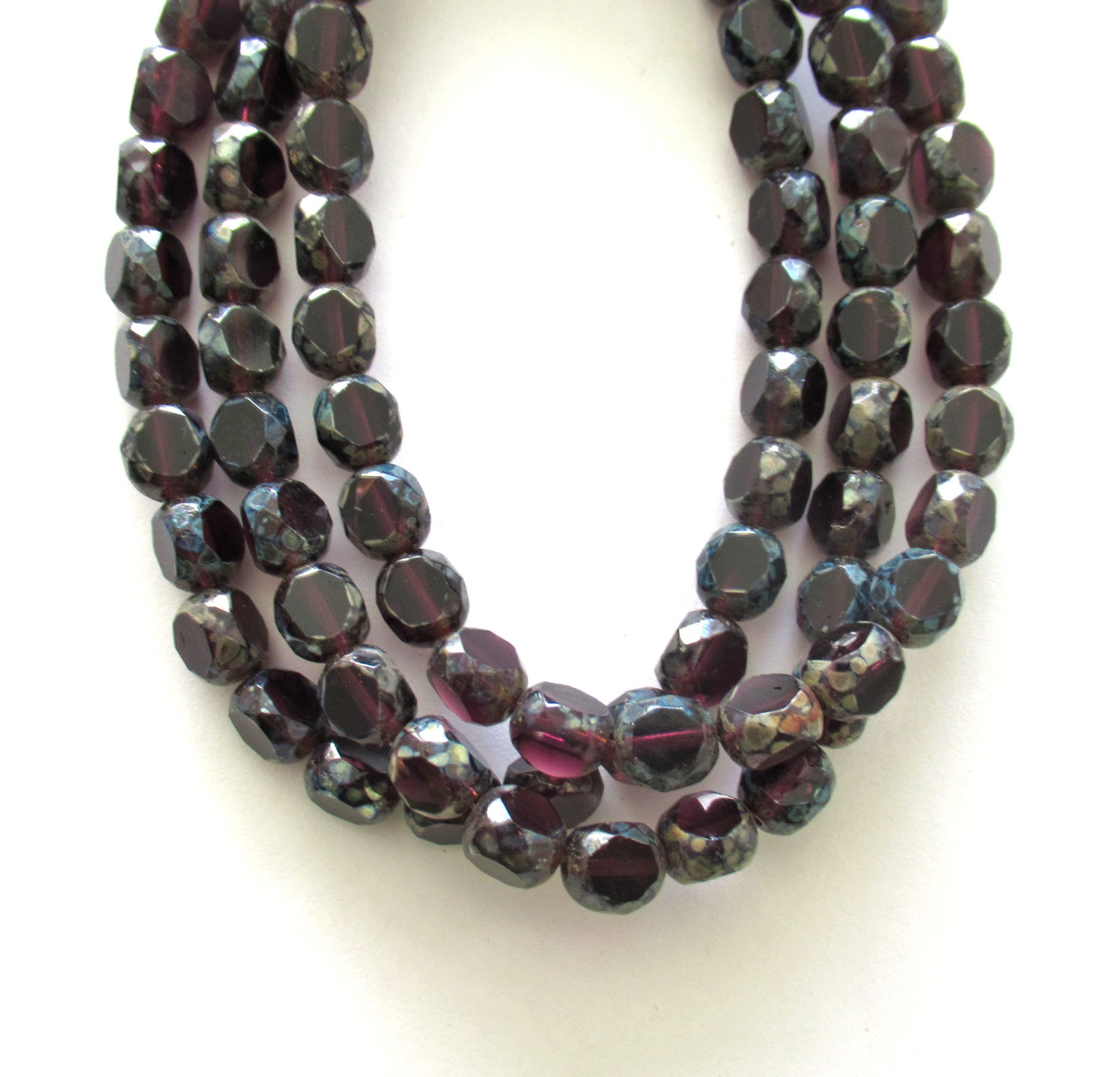 15 tri-cut 8mm round Czech glass beads - deep purple / amethyst picasso table cut beads C0088