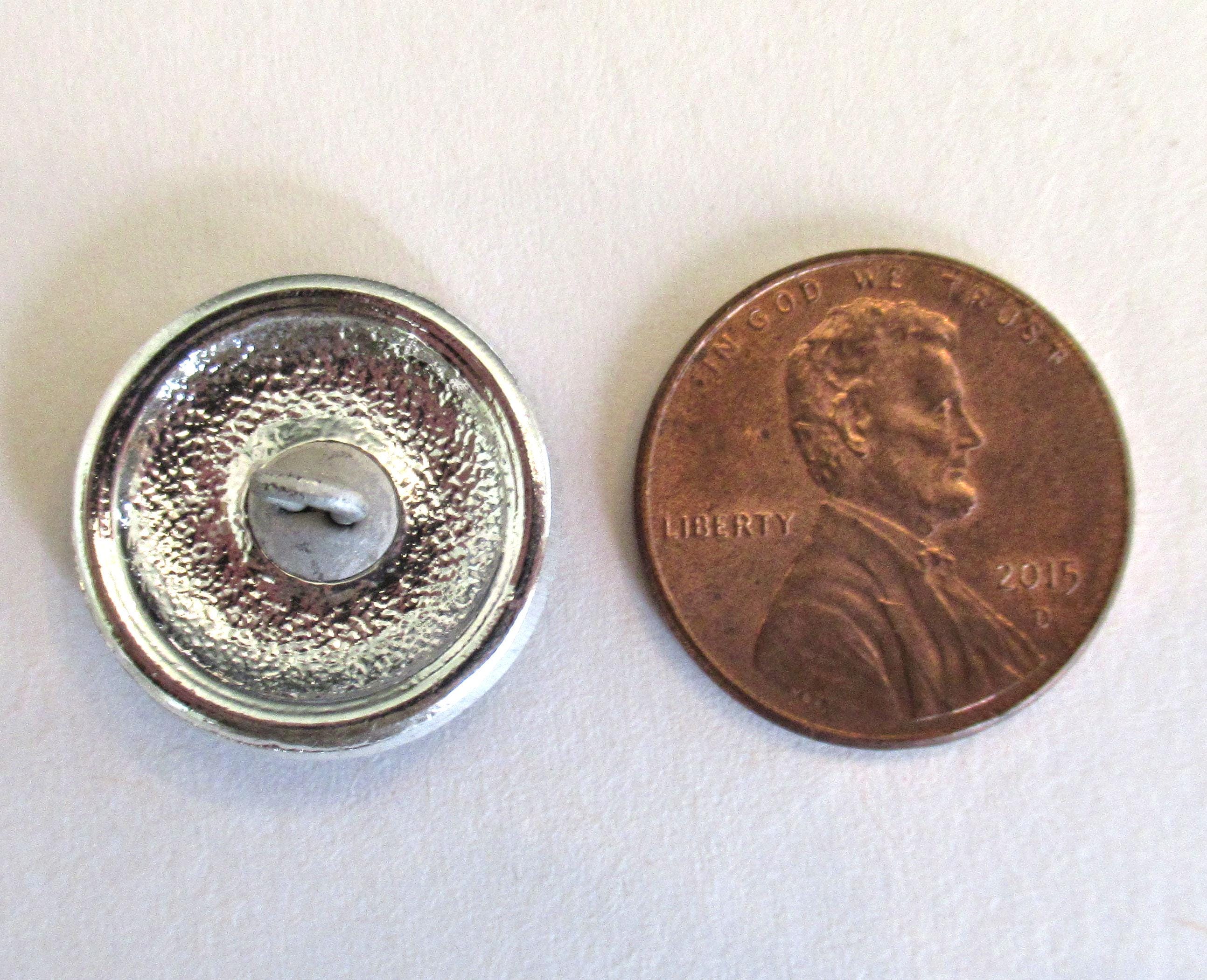 One 18mm Czech glass dragonfly button - iridescent pink blue & green glass with a silver dragonfly - decorative shank buttons - 00562