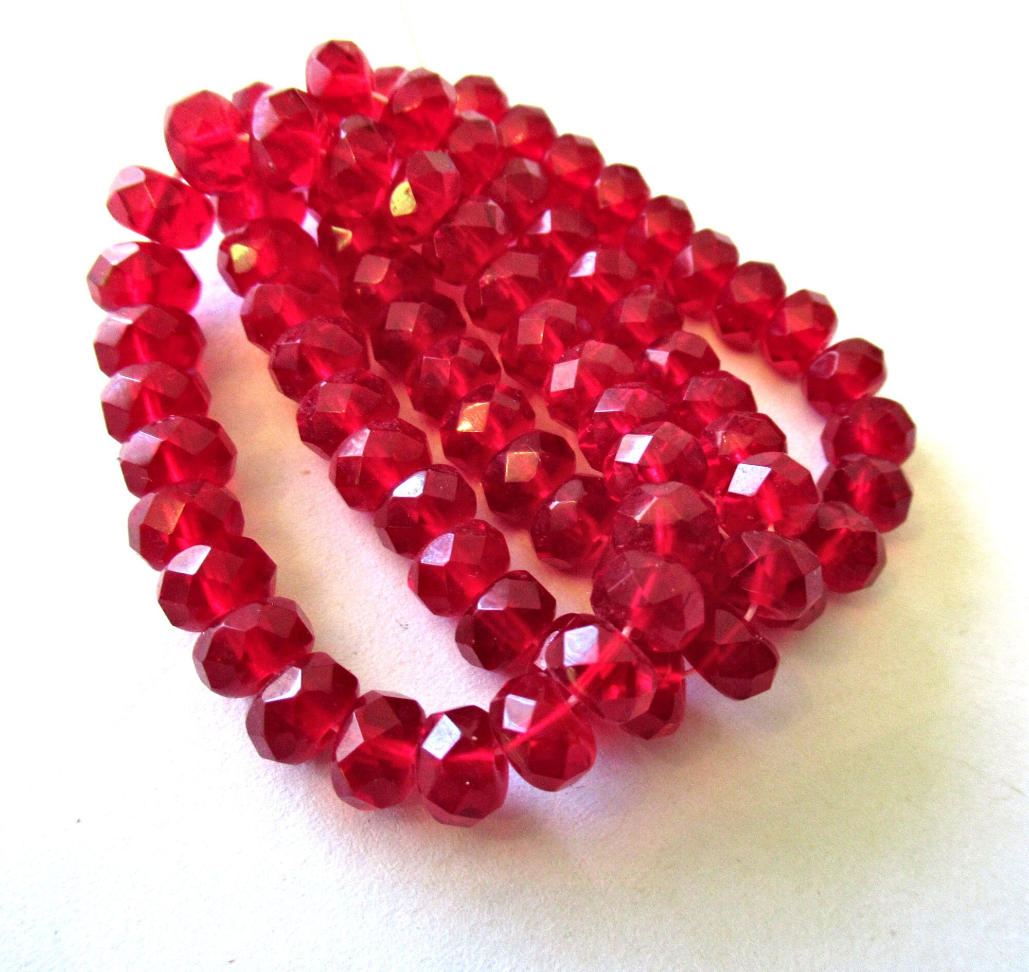 Lot of 25 Czech glass puffy rondelles - transparent ruby red / light garnet faceted rondelle or donut beads - 5 x 7mm - C00001