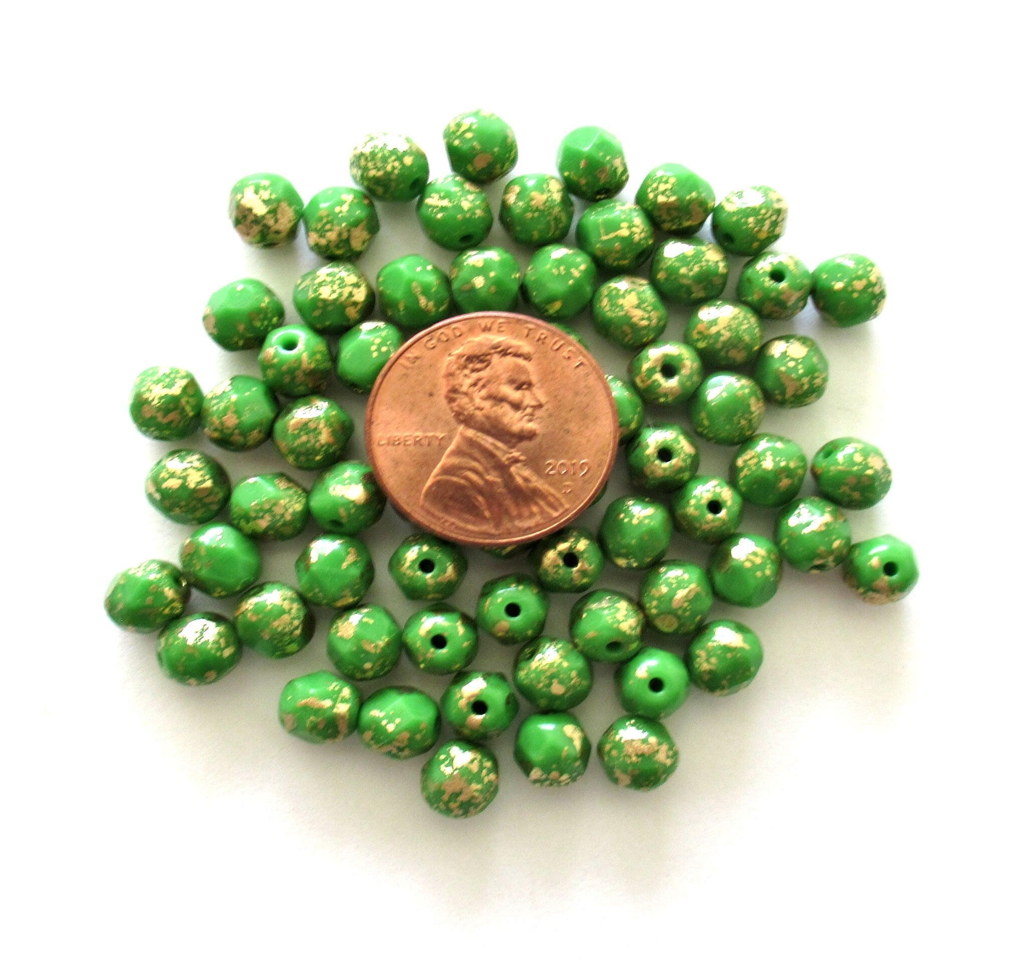 Lot of 25 6mm Czech glass beads - opaque green with splotchy gold specks - fire polished faceted round beads - C0027