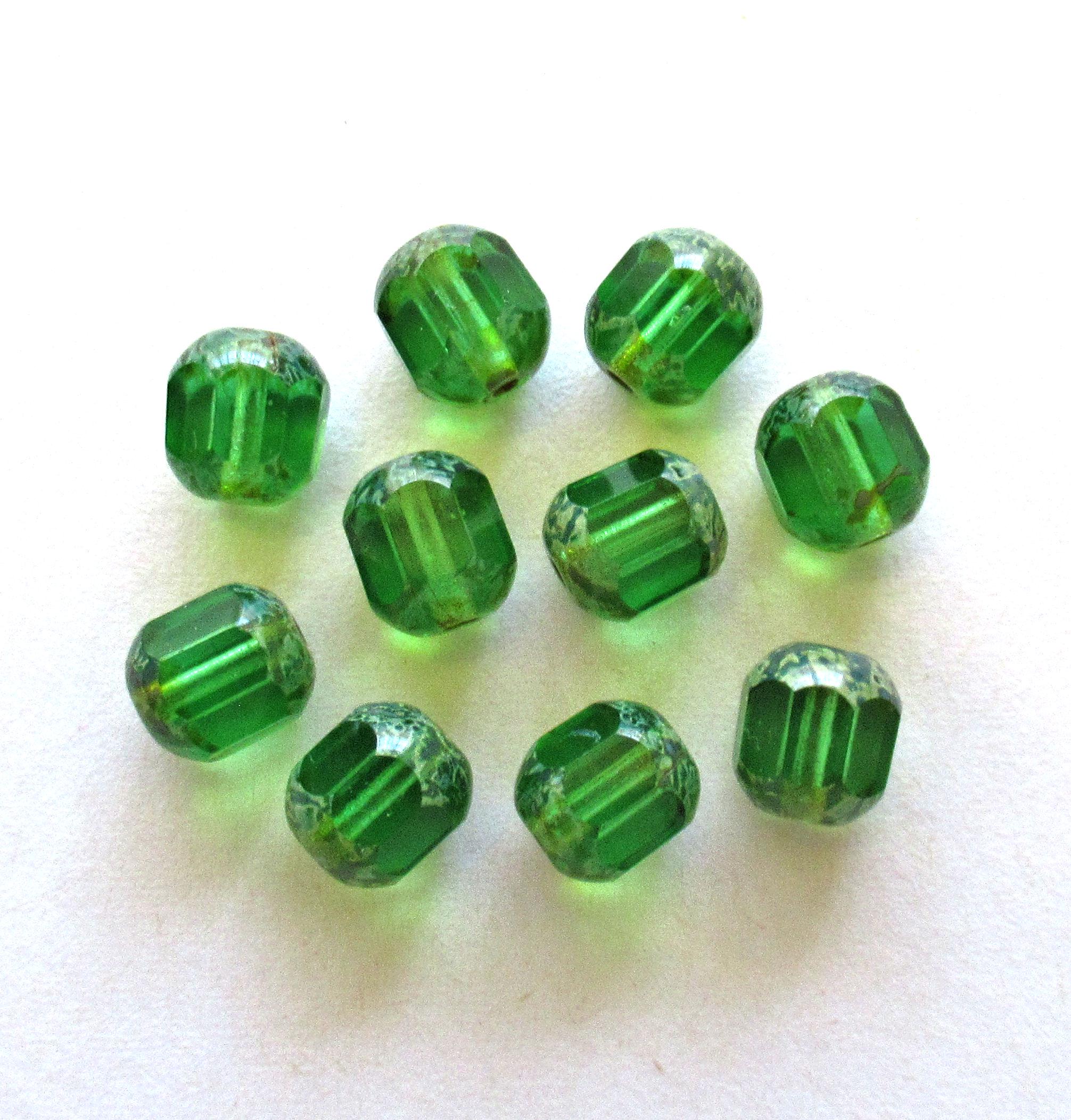 15 Czech glass faceted cathedral or barrel beads six sides - 8mm - emerald green beads with a picasso finish on the ends - C0007