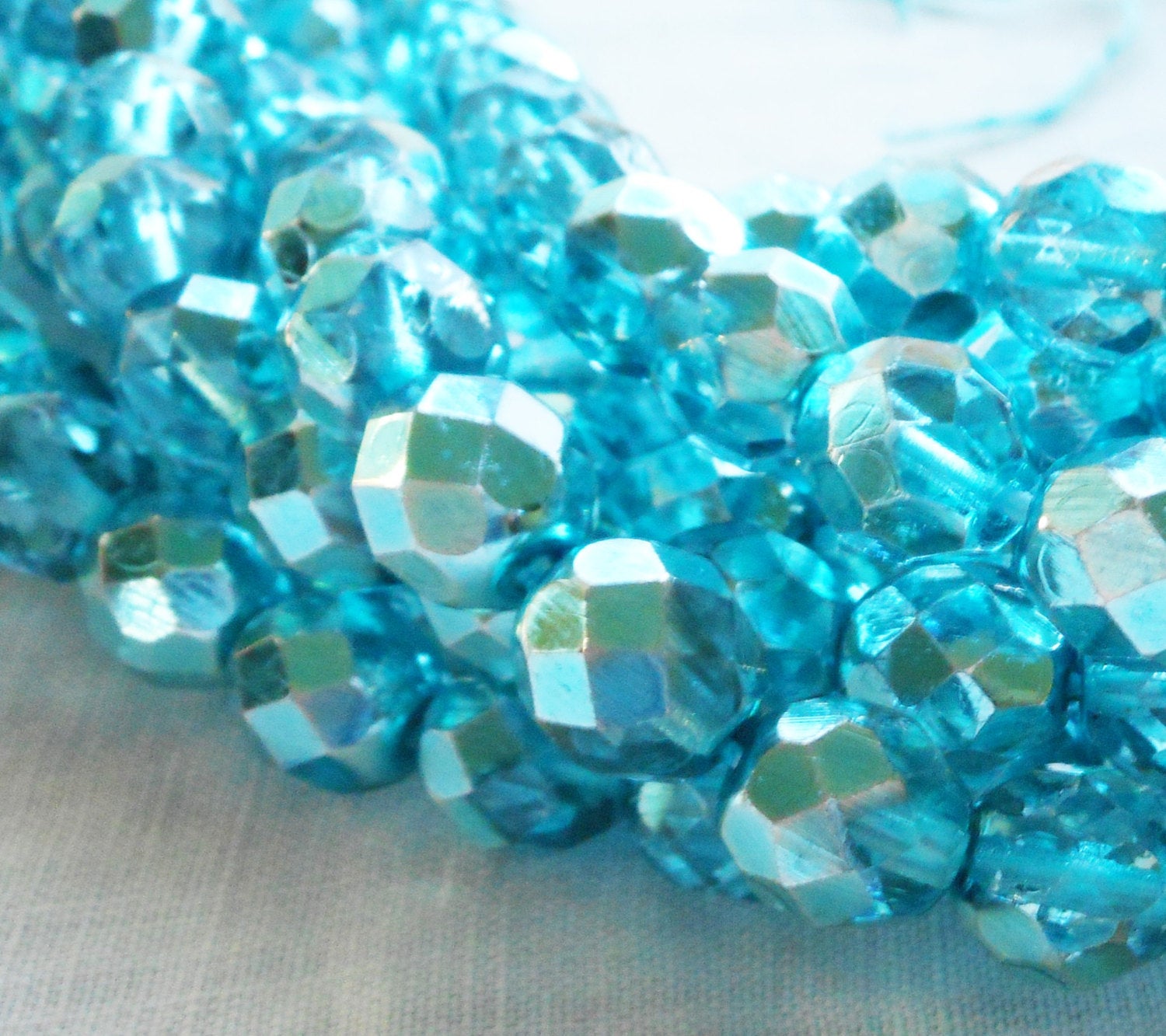 25 8mm Marine Blue Metallic Ice, faceted round fire polished Czech glass beads C50125