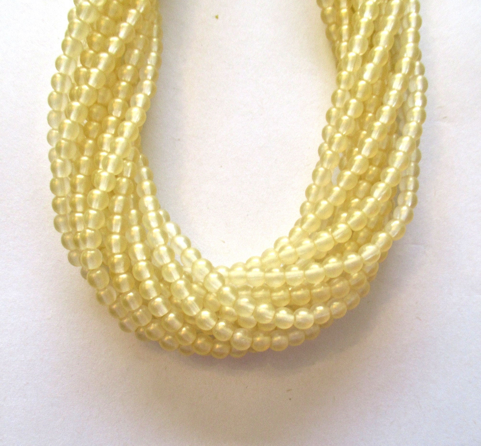 100 4mm Czech glass smooth round druk beads - gold lame druks - C0095