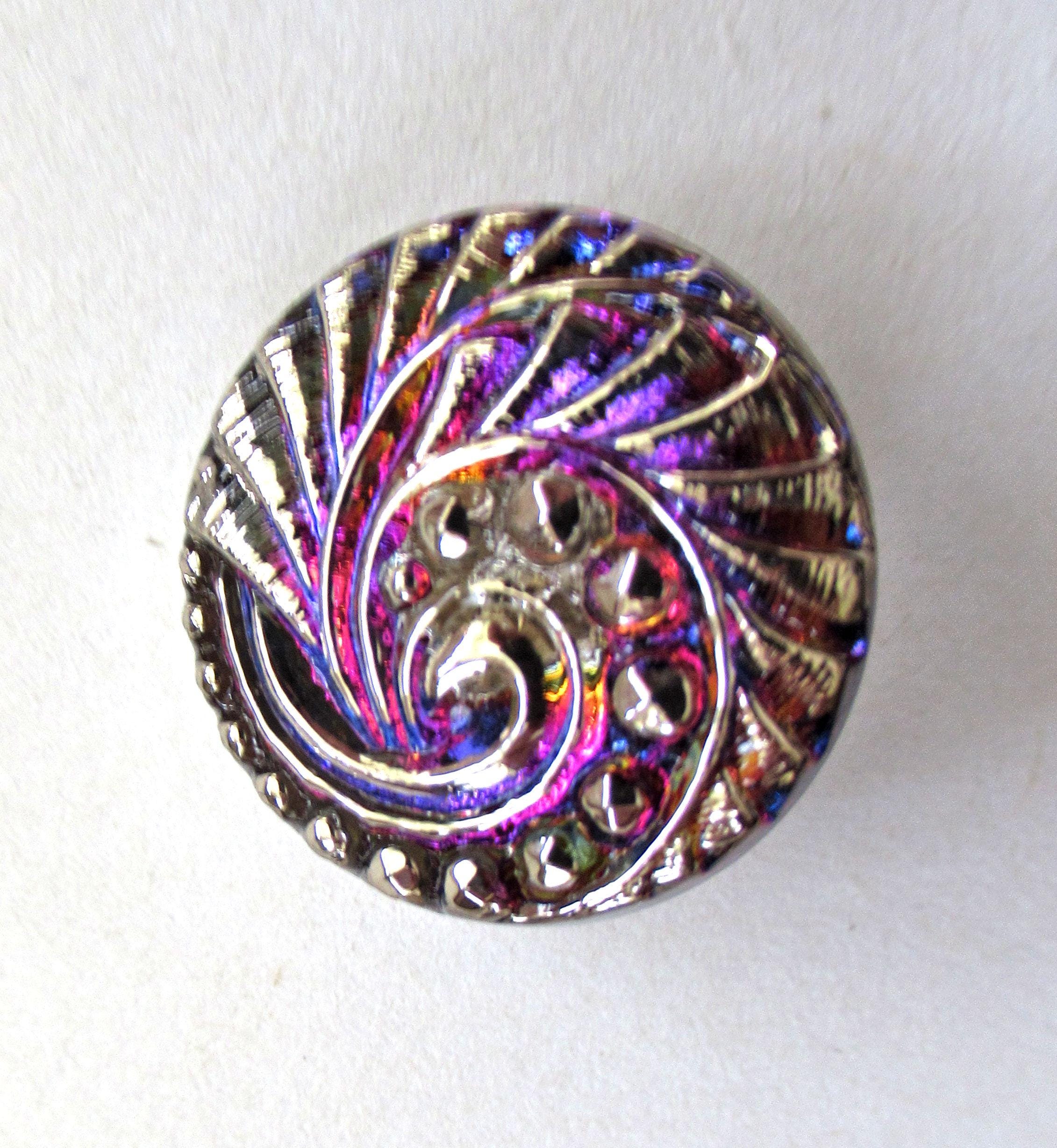 One 18mm iridescent Czech glass button - pink & purple swirl pattern with silver highlights - decorative shank button 000522