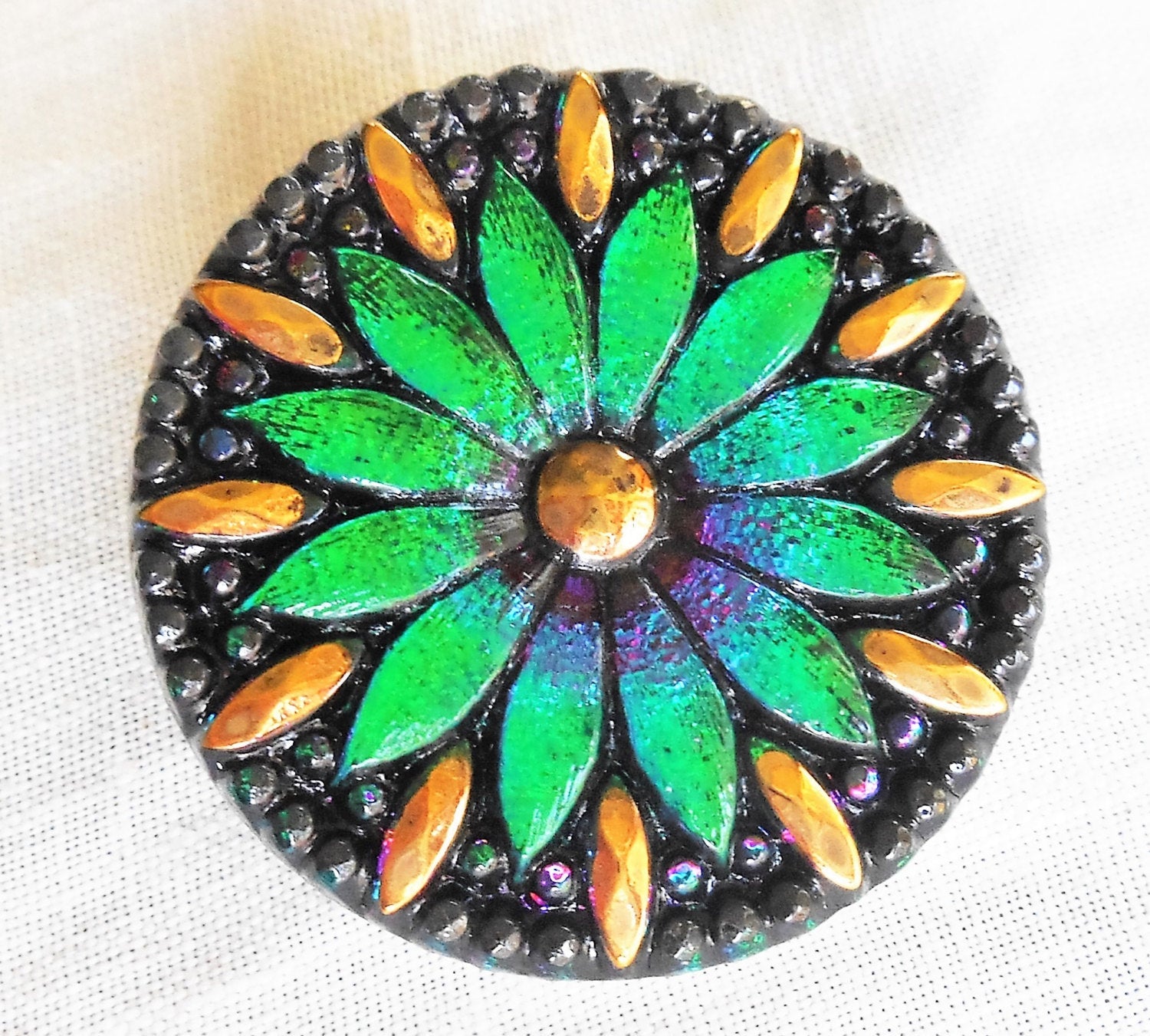 One 31mm iridescent Czech glass button, Vitral Emerald Green flower button, floral decorative shank buttons 03301