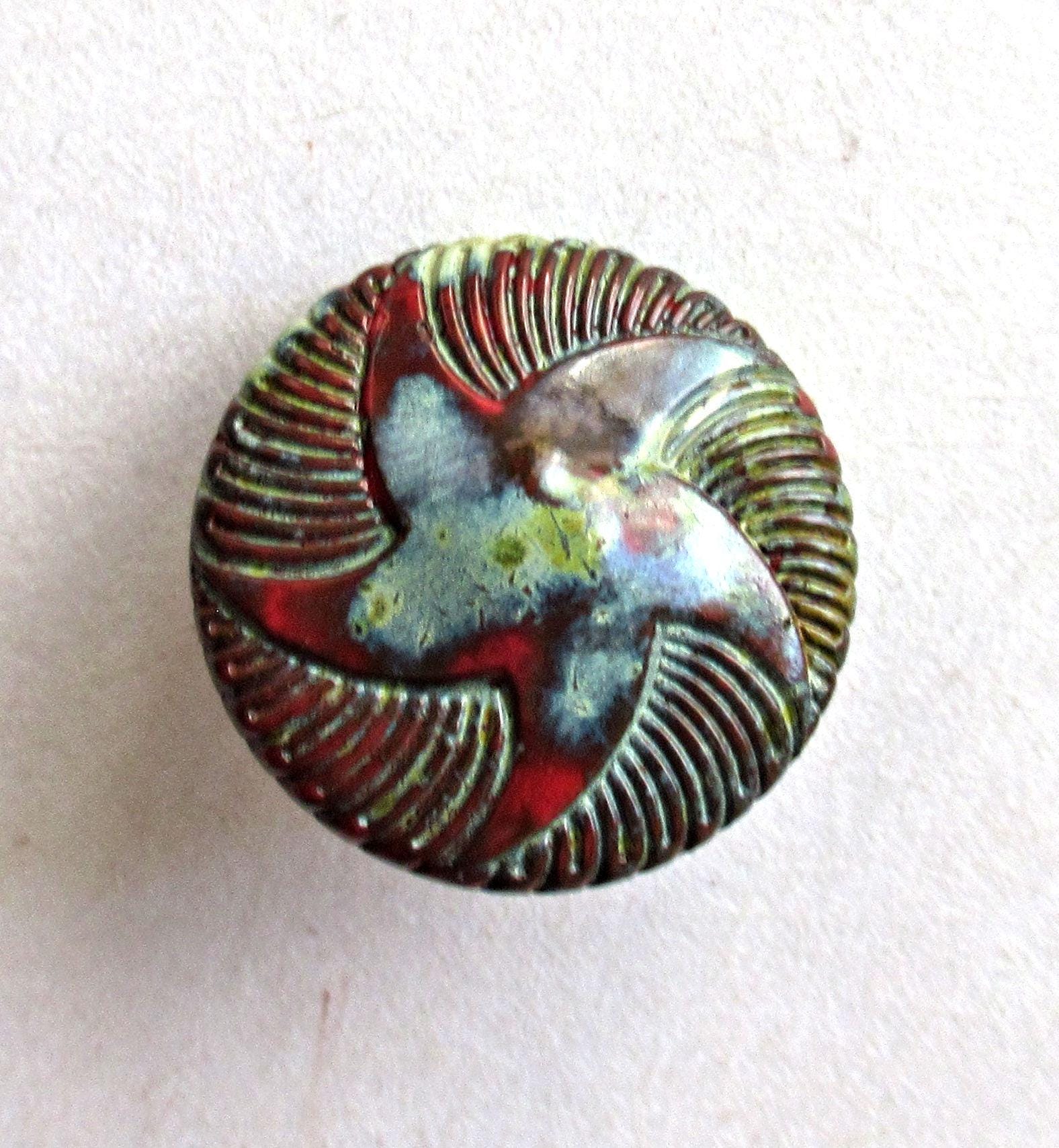 One 18mm Czech glass button - opaque dark red raised swirling star with a picasso finish - decorative shank button 00081