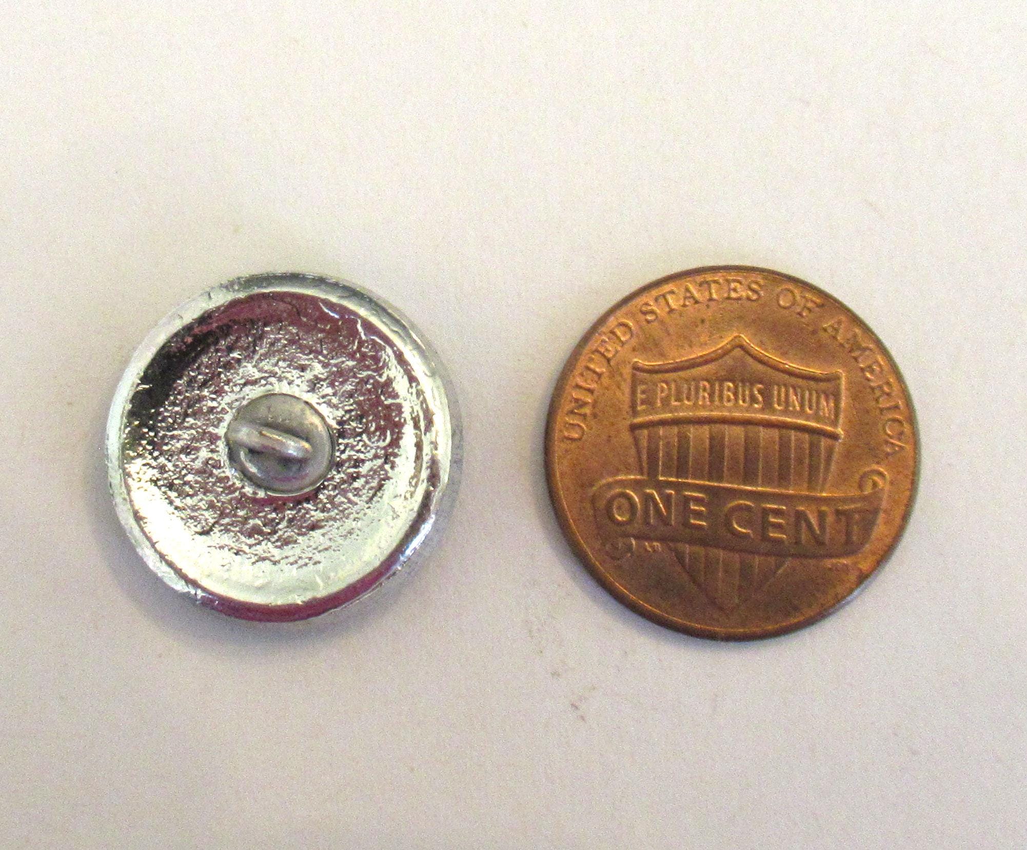 One 18mm Czech glass bird button - iridescent green with pink - art glass decorative shank button 000052