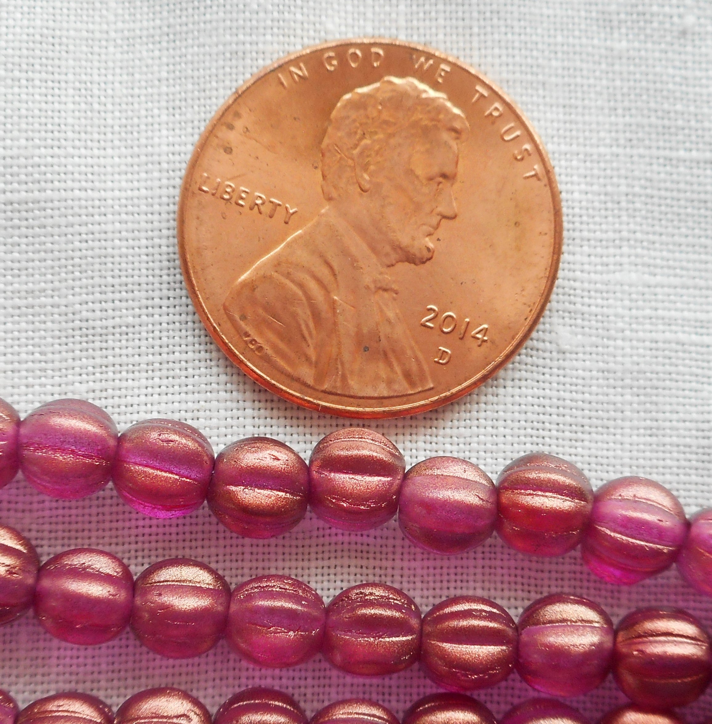 Lot of 50 5mm Halo Madder Rose melon beads, deep pink Czech glass beads C33150