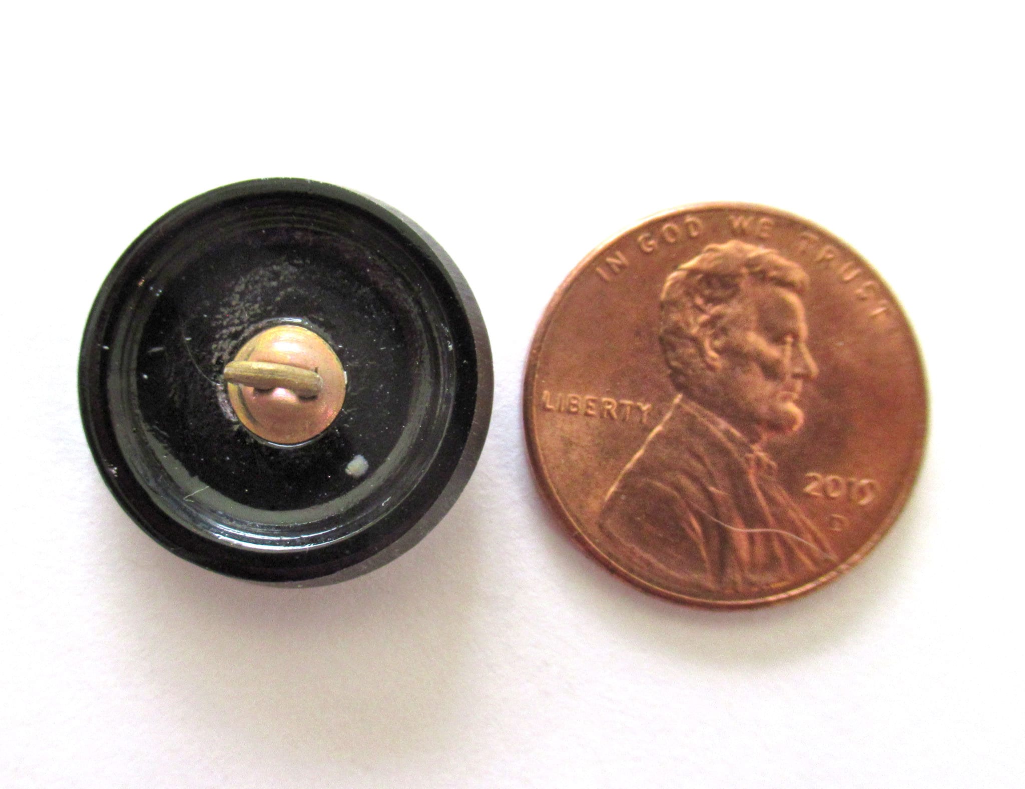 One 18mm Czech glass bird button - dark iridescent blue with a gold wash - art glass decorative shank buttons 000432