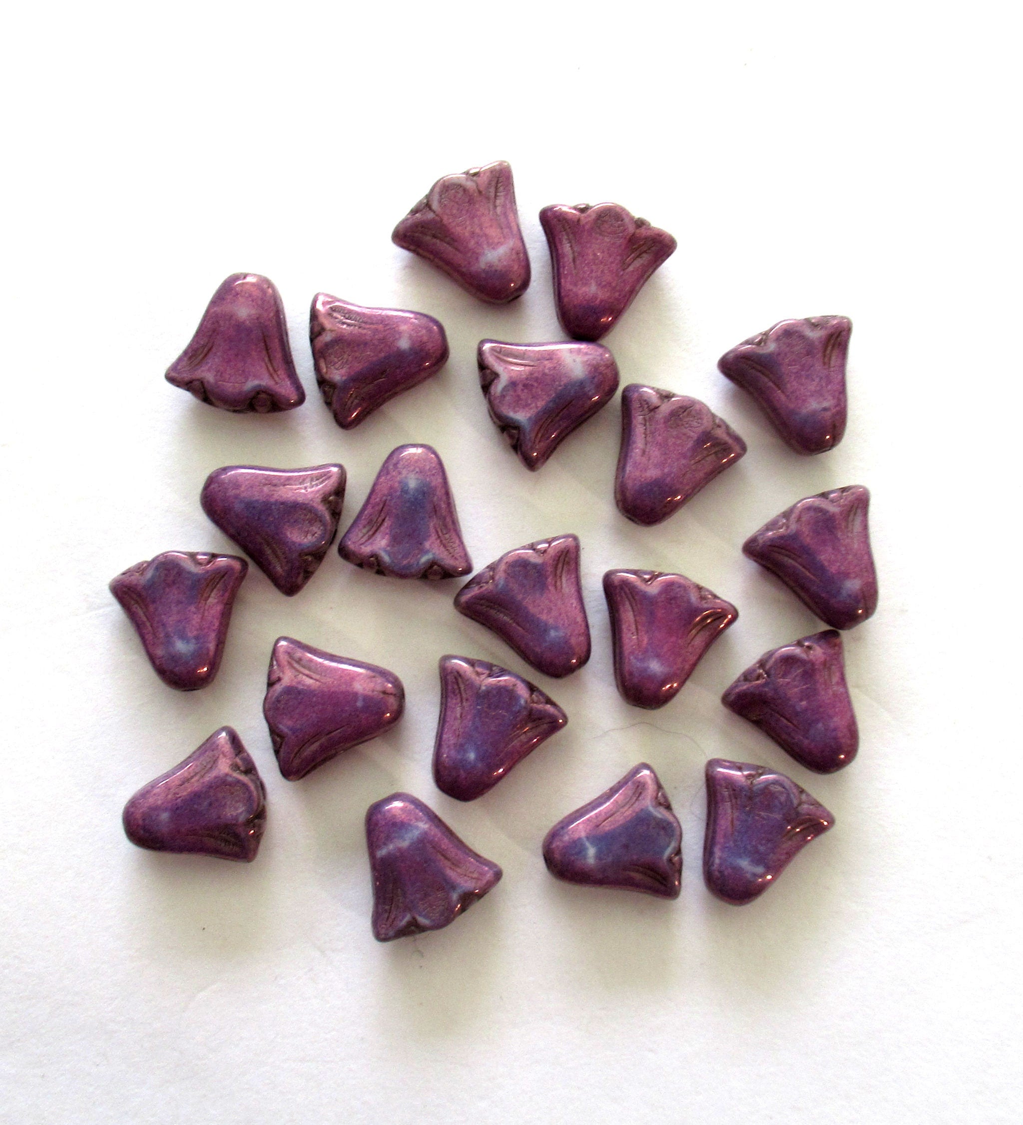 15 Czech glass flower beads - 10 x 10mm opaque purple beads with a luster finish - lily flower beads - 00601