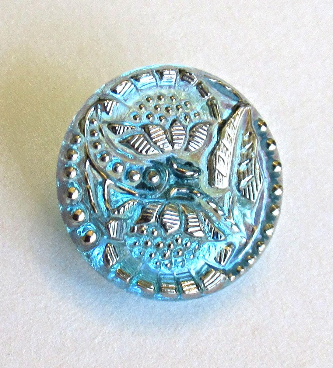 One 18mm Czech glass flower button - aqua blue flowers with silver accents - decorative floral shank buttons 000711
