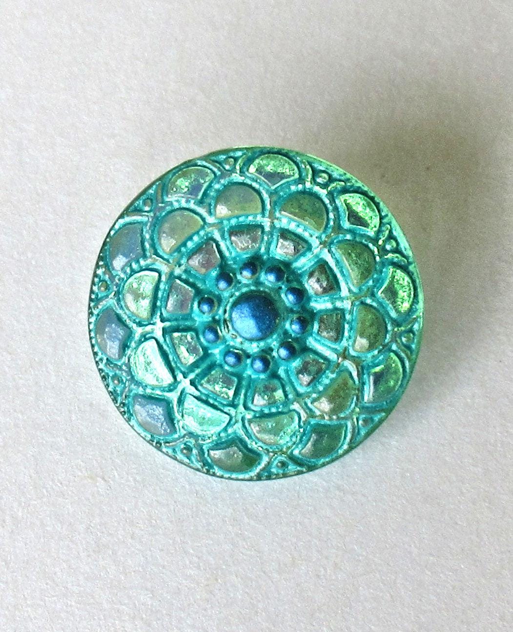 One 18mm Czech glass mandala button - iridescent green button with a blue center & a green wash - decorative shank button - 00072