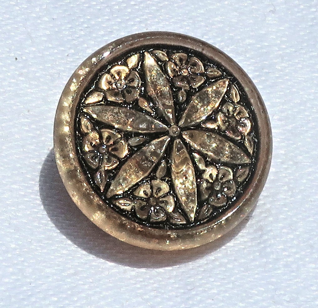 One 18mm Czech glass button, crystal, black and gold star flower button, decorative shank buttons 52201