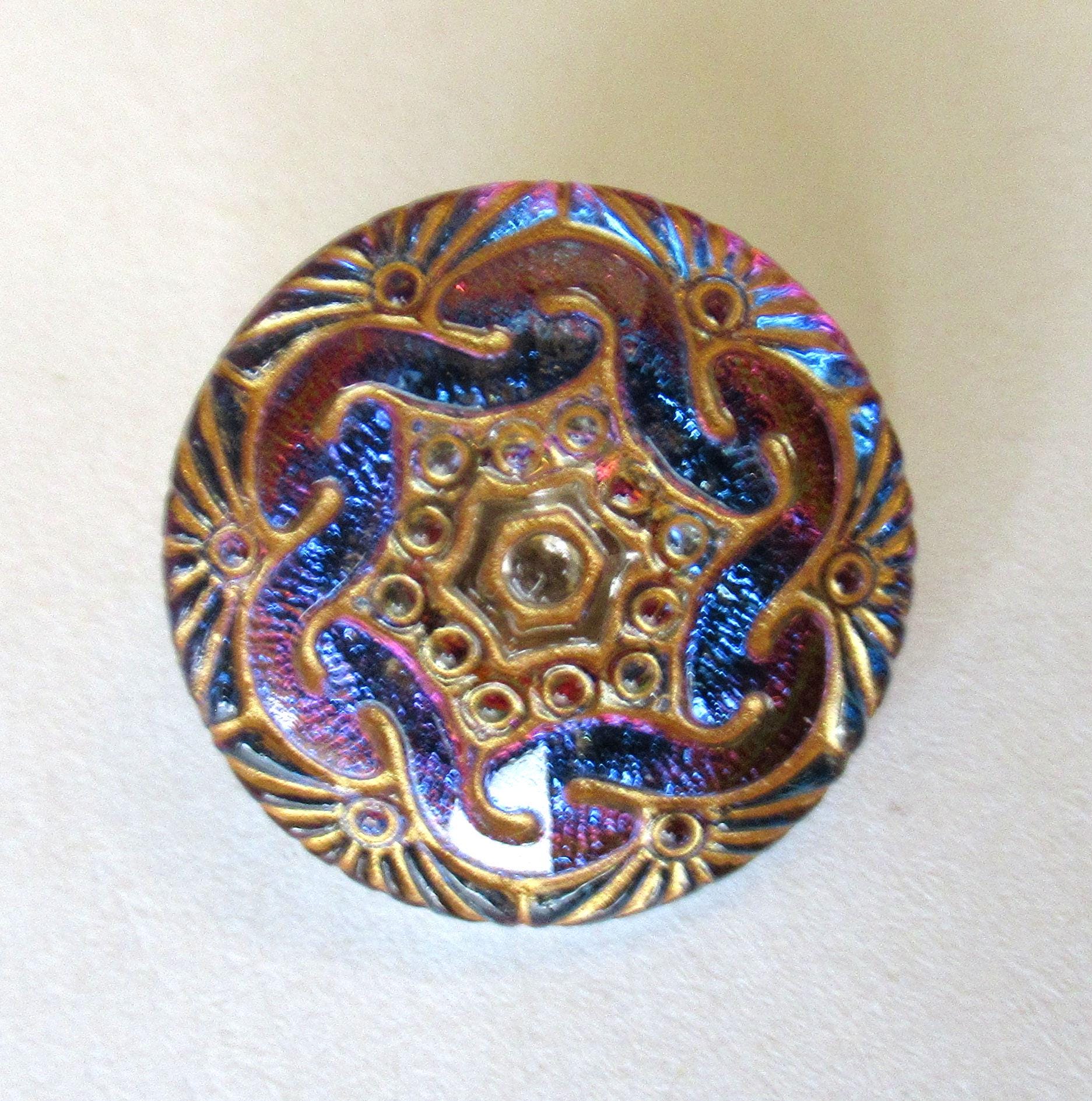 One 18mm Czech glass swirl button - iridescent blue & purple with gold accents - art glass button - decorative shank buttons 00052