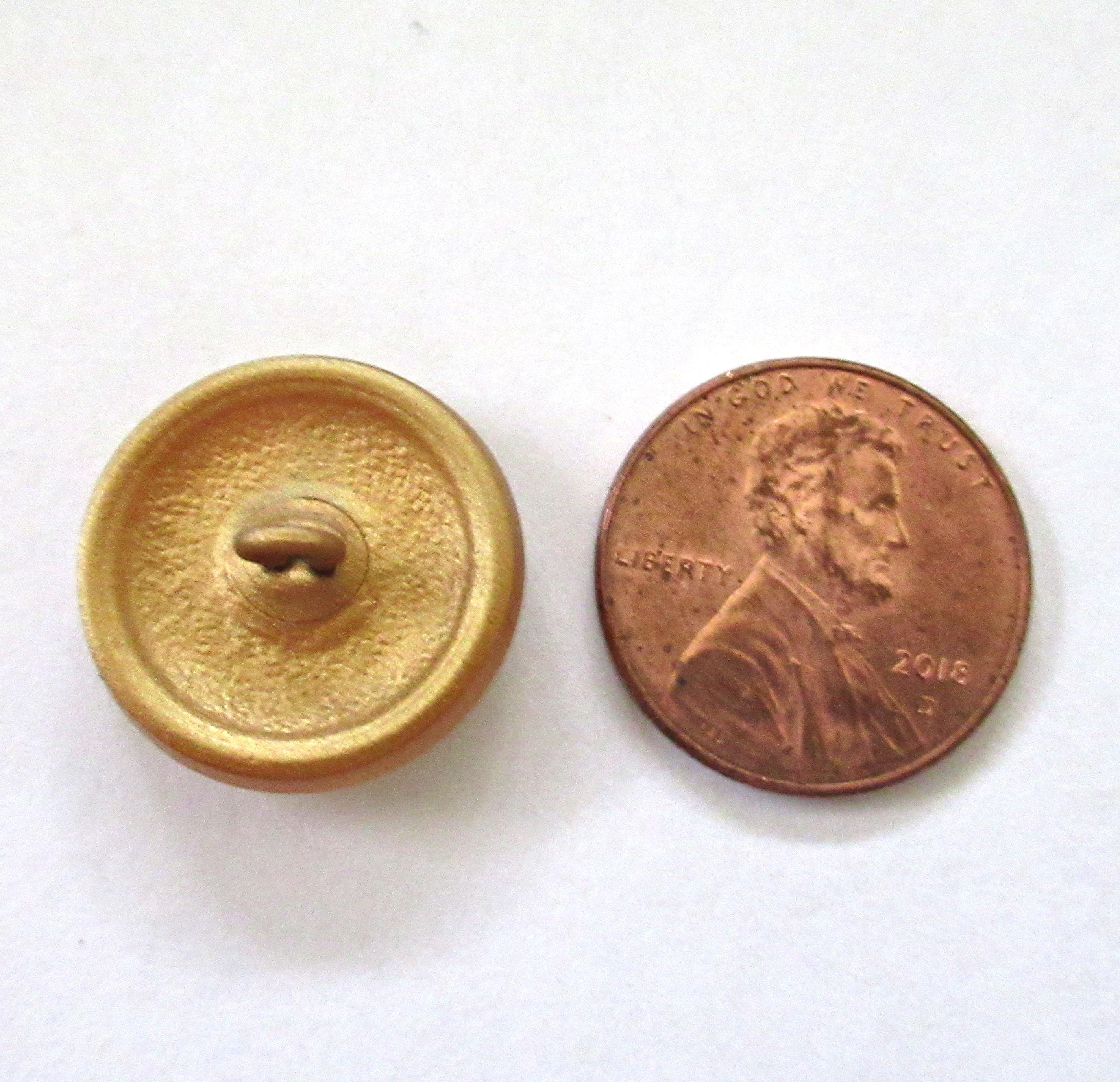 One 18mm Czech glass dragonfly button - clear glass over gold with a gold dragonfly & a turquoise wash - decorative shank buttons - 00052