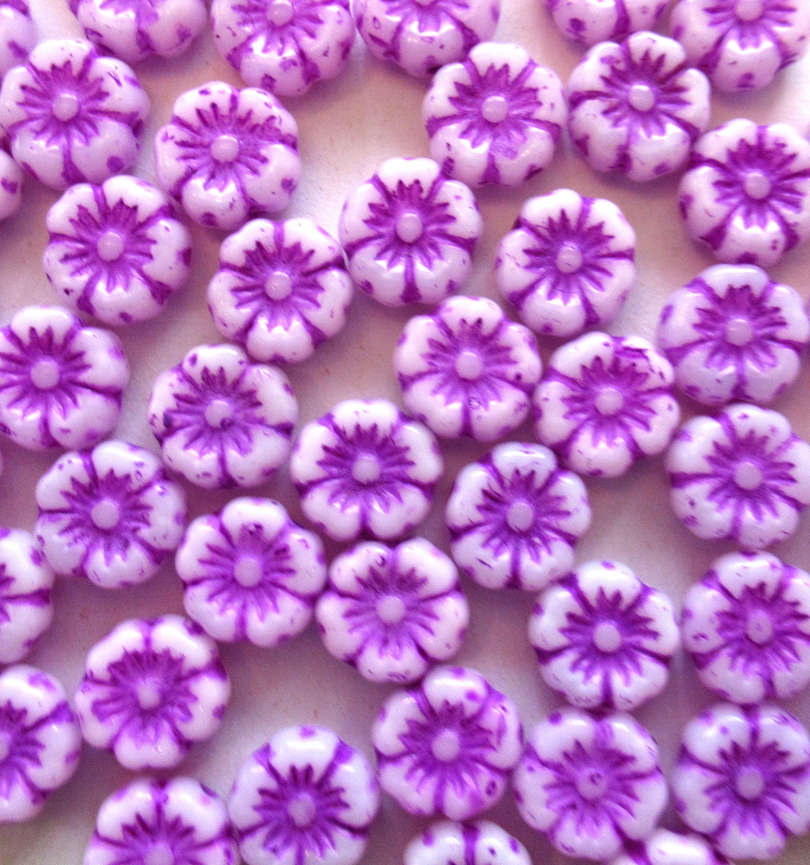 15 8mm Czech glass flower beads - opaque white beads with a deep bright purple wash - Hawaiian hibiscus flower beads C00501