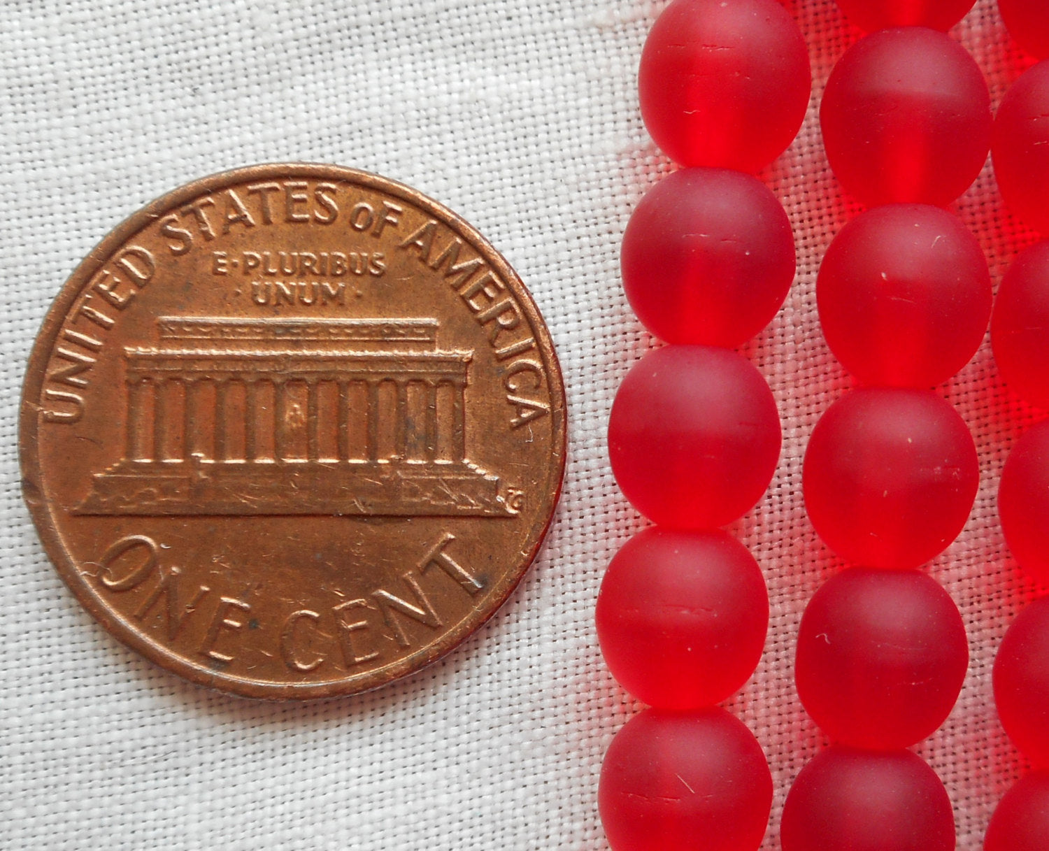 Lot of 50 6mm Czech glass druks, Matte Siam Ruby Red smooth round druk beads C4550