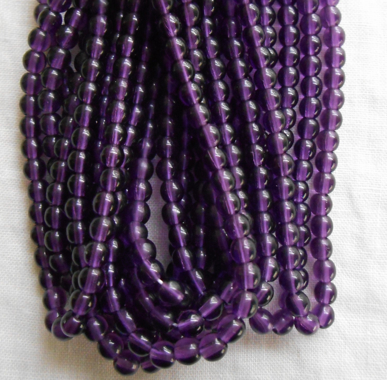 50 4mm Czech Deep Purple, Amethyst glass beads, smooth round druk beads, C7150
