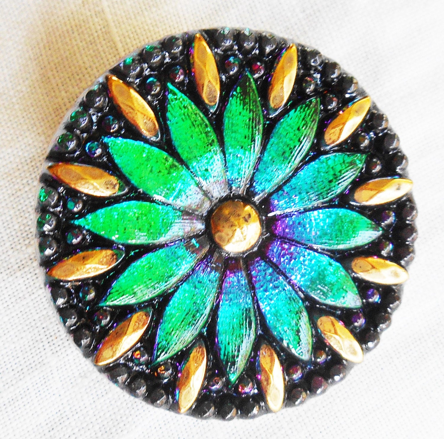 One 31mm iridescent Czech glass button, Vitral Emerald Green flower button, floral decorative shank buttons 03301