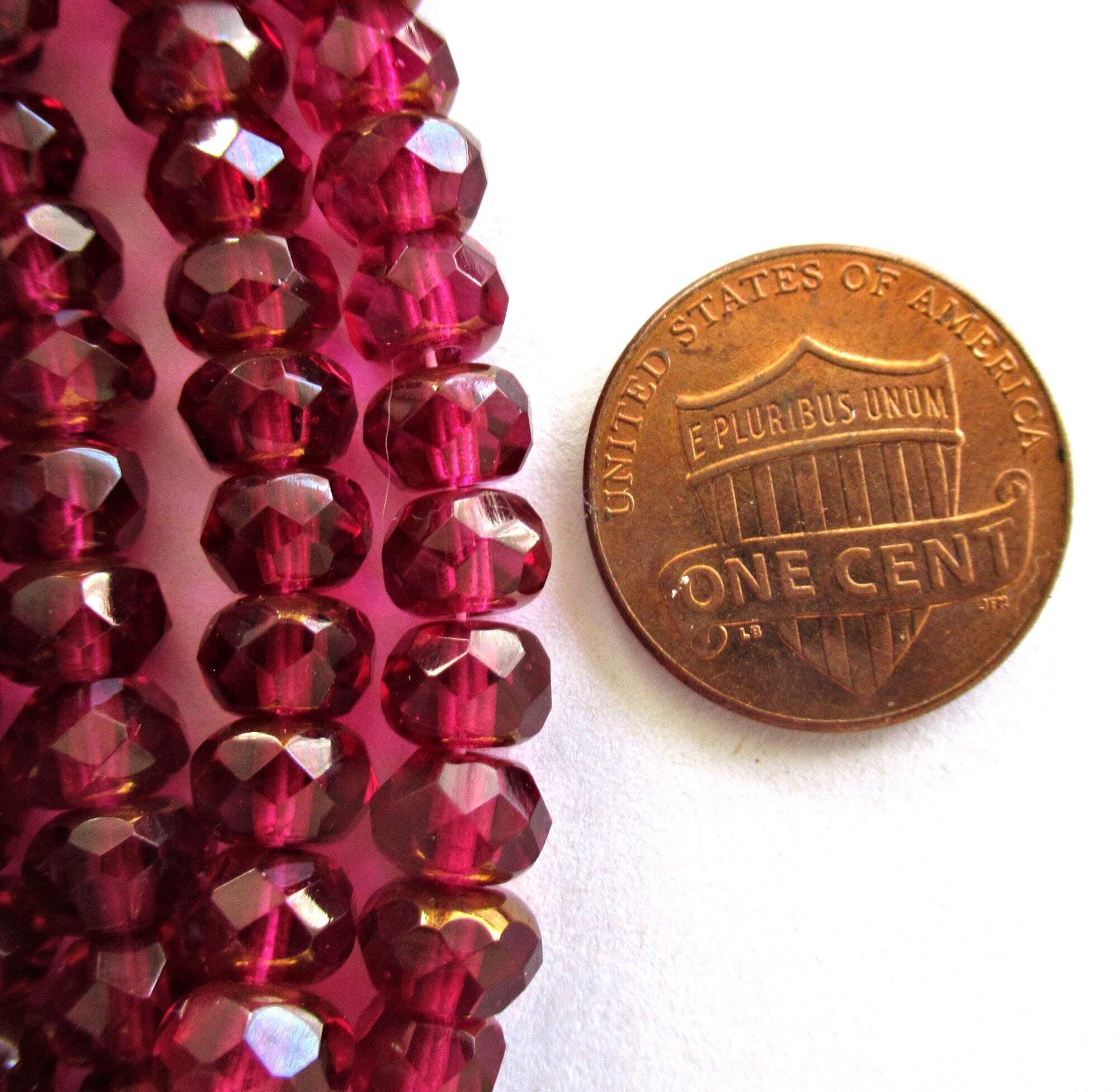 Lot of 25 Czech glass faceted puffy rondelle beads - 5 x 7mm fuchsia or deep pink with copper accents rondelles - C00411