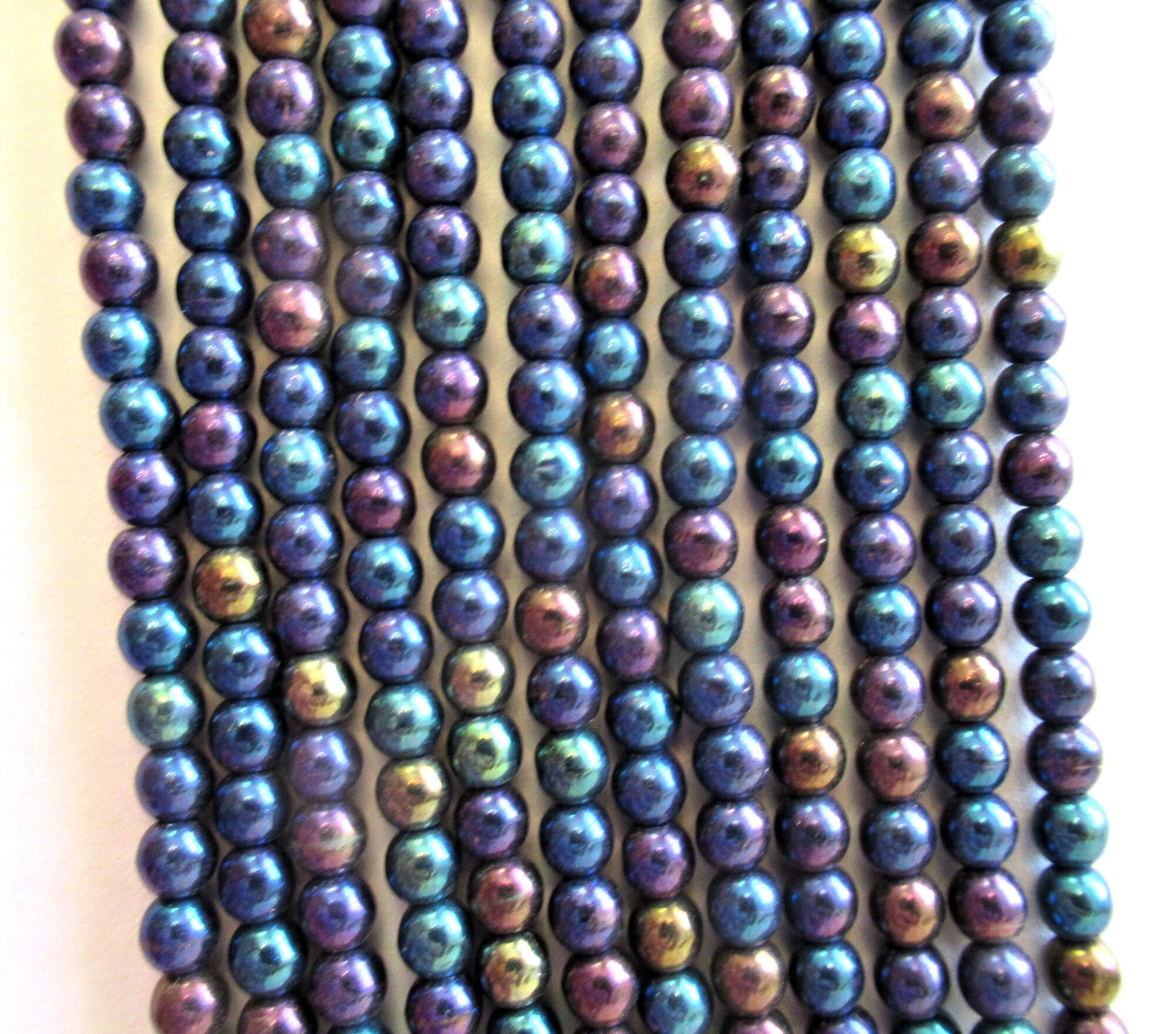 100 4mm Czech glass druks - blue iris smooth round druk beads - C0035