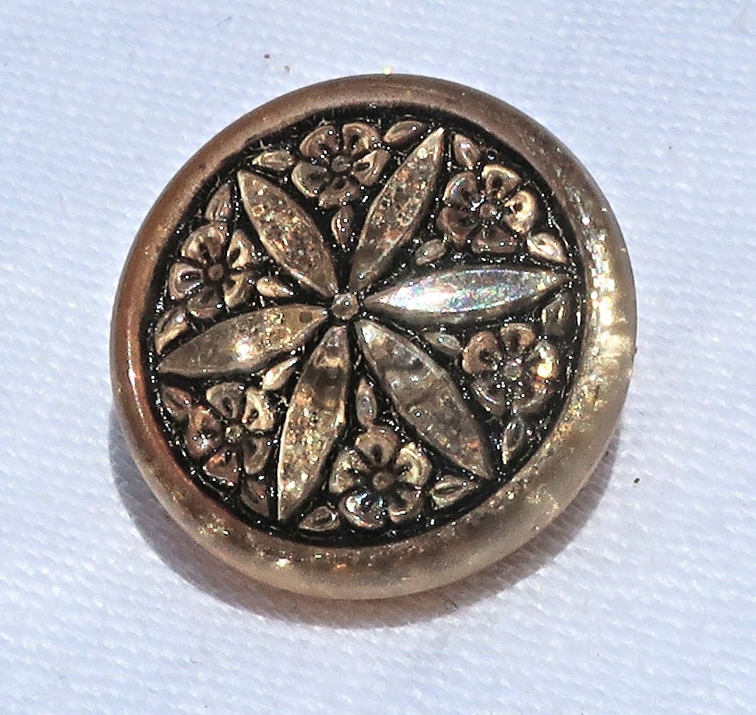 One 18mm Czech glass button, crystal, black and gold star flower button, decorative shank buttons 52201