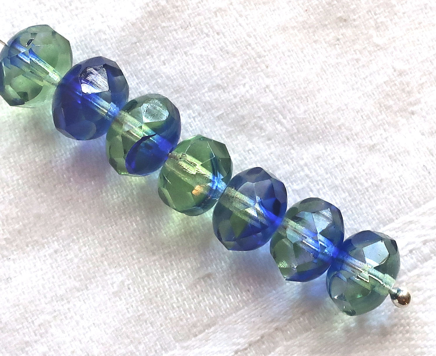 25 faceted Czech glass puffy rondelle beads, 8 x 6mm transparent mint green and sapphire blue mix, rondelles on sale 0901 - Glorious Glass Beads