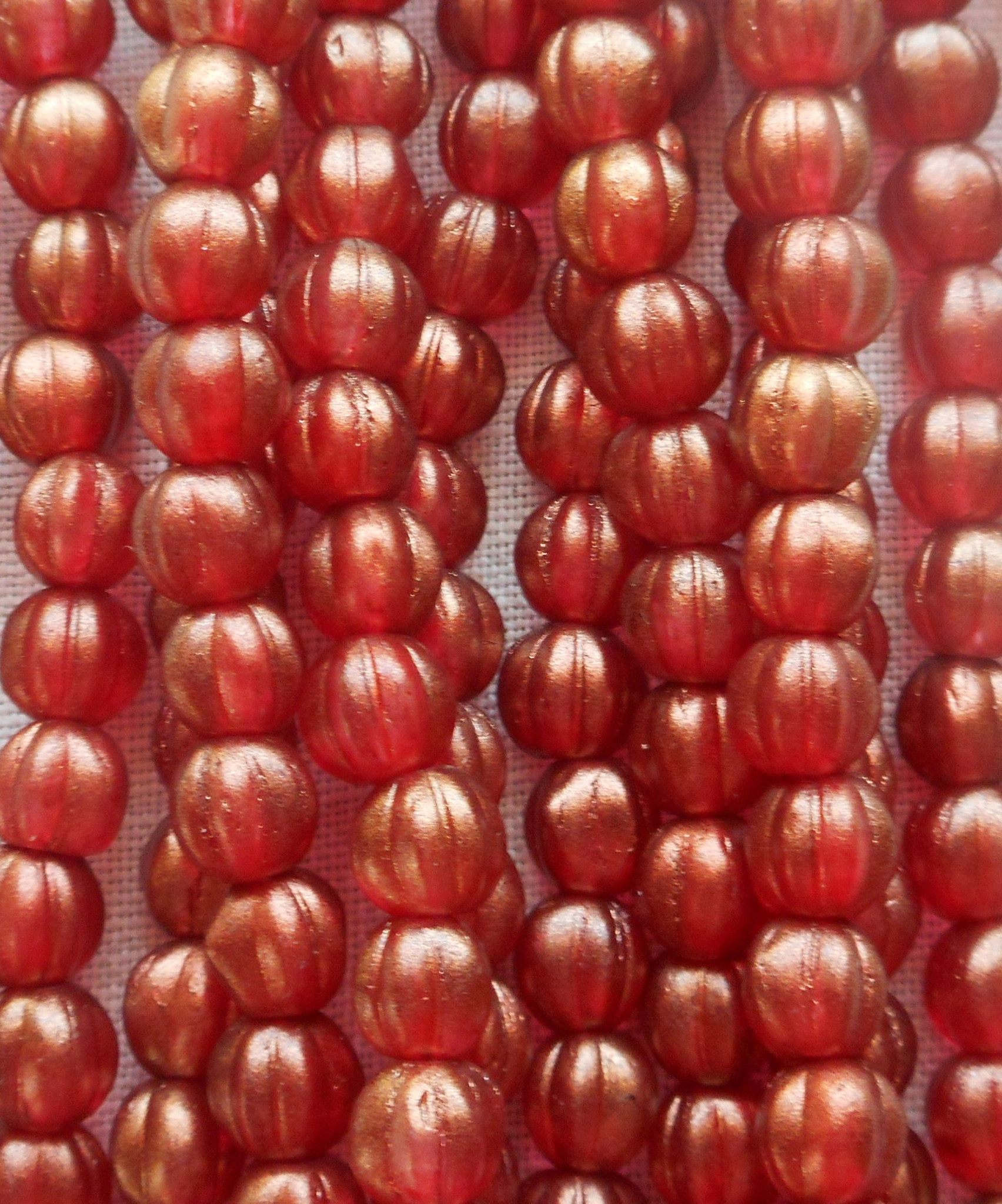 Fifty 5mm Halo Cardinal Czech glass melon beads, red gold coated glass beads C33101 - Glorious Glass Beads