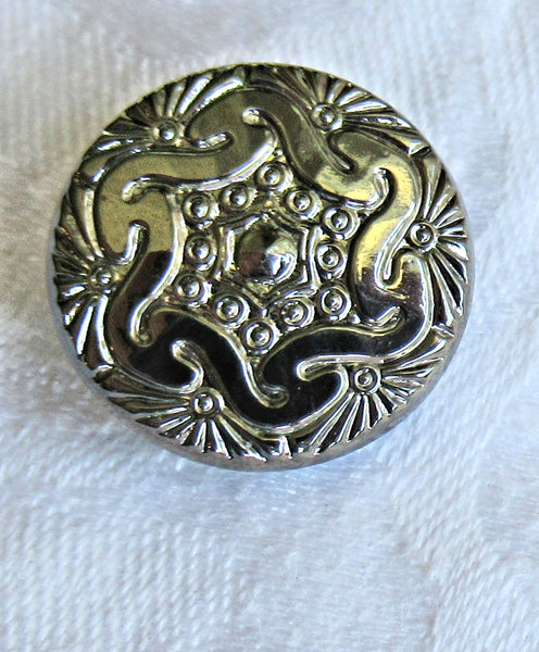 One 18mm Czech glass swirl button - neutral silver - platinum - marcasite - decorative shank buttons 08101