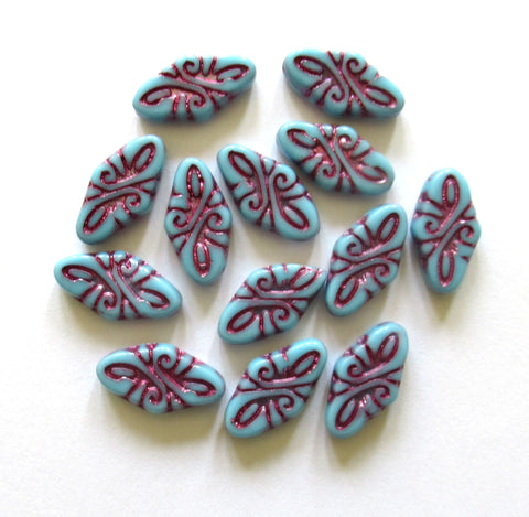 8 Czech glass arabesque beads - 9 x 19mm turquoise blue diamond shaped engraved beads with a purple wash - C0049