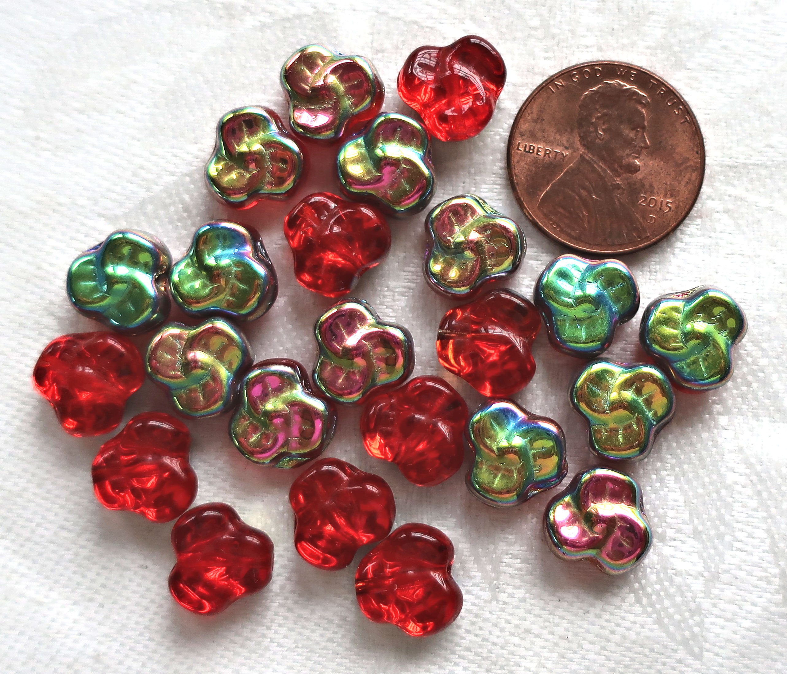 Lot of 25 9mm Czech flat Red Pansy beads, light siam ruby red vitral flower beads C0046