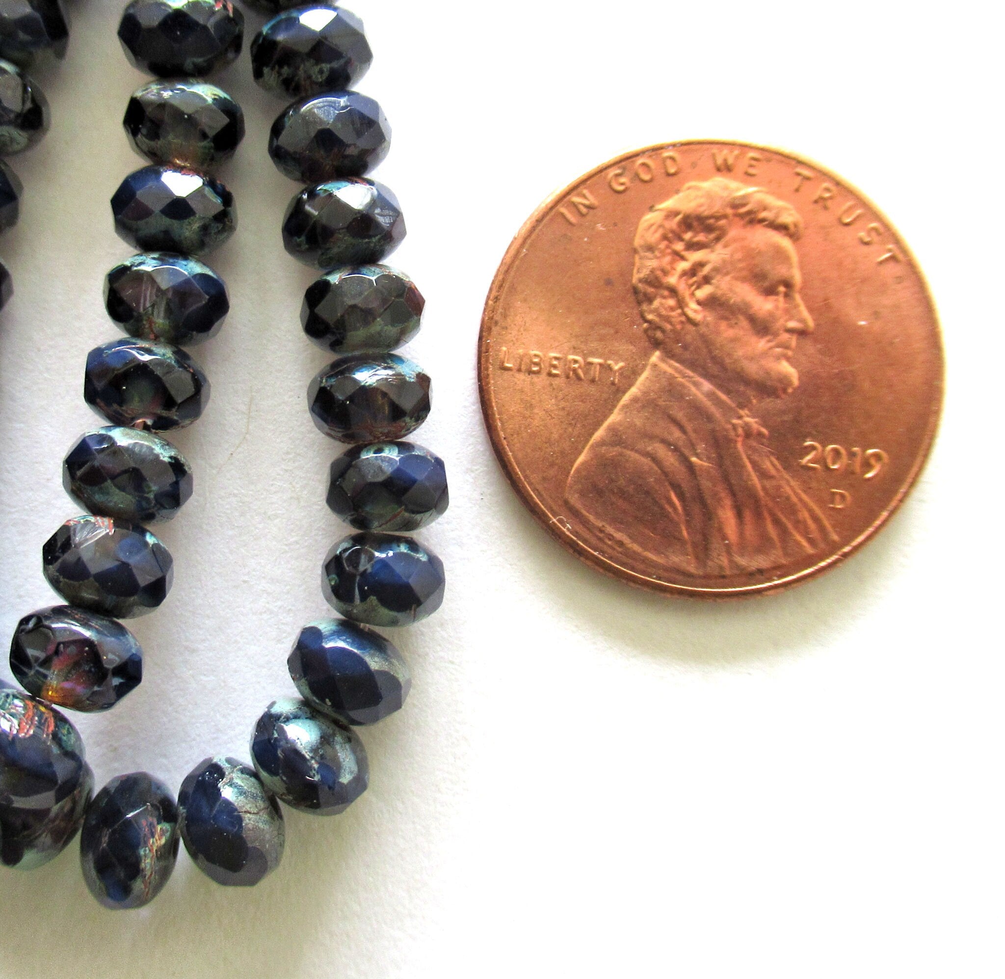 Lot of 30 small Czech Glass puffy rondelle beads - opaque dark blue violet - 3 x 5mm faceted rondelles C00531