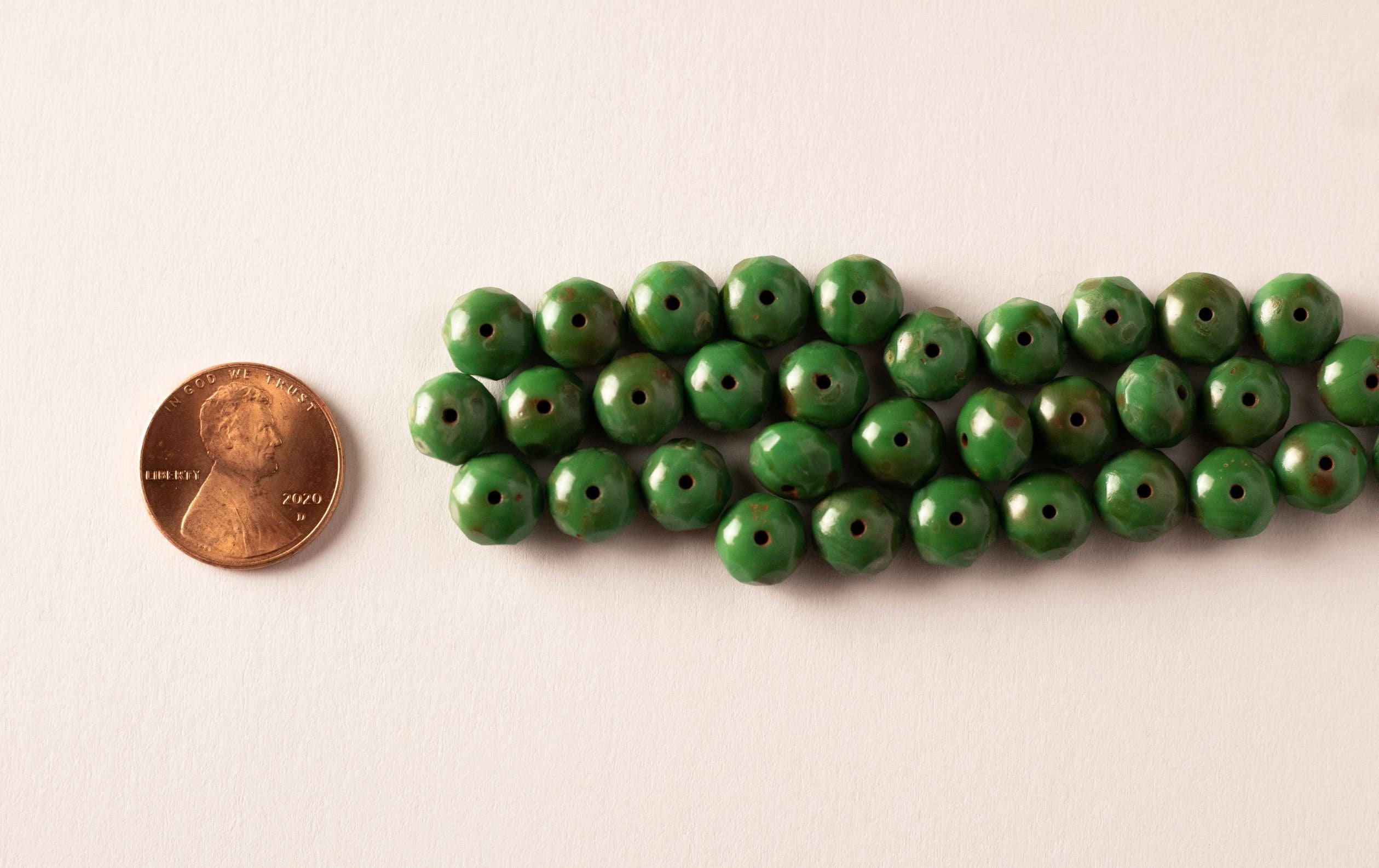 25 Czech glass faceted puffy rondelle beads - 6 x 8mm pea green luster C0251