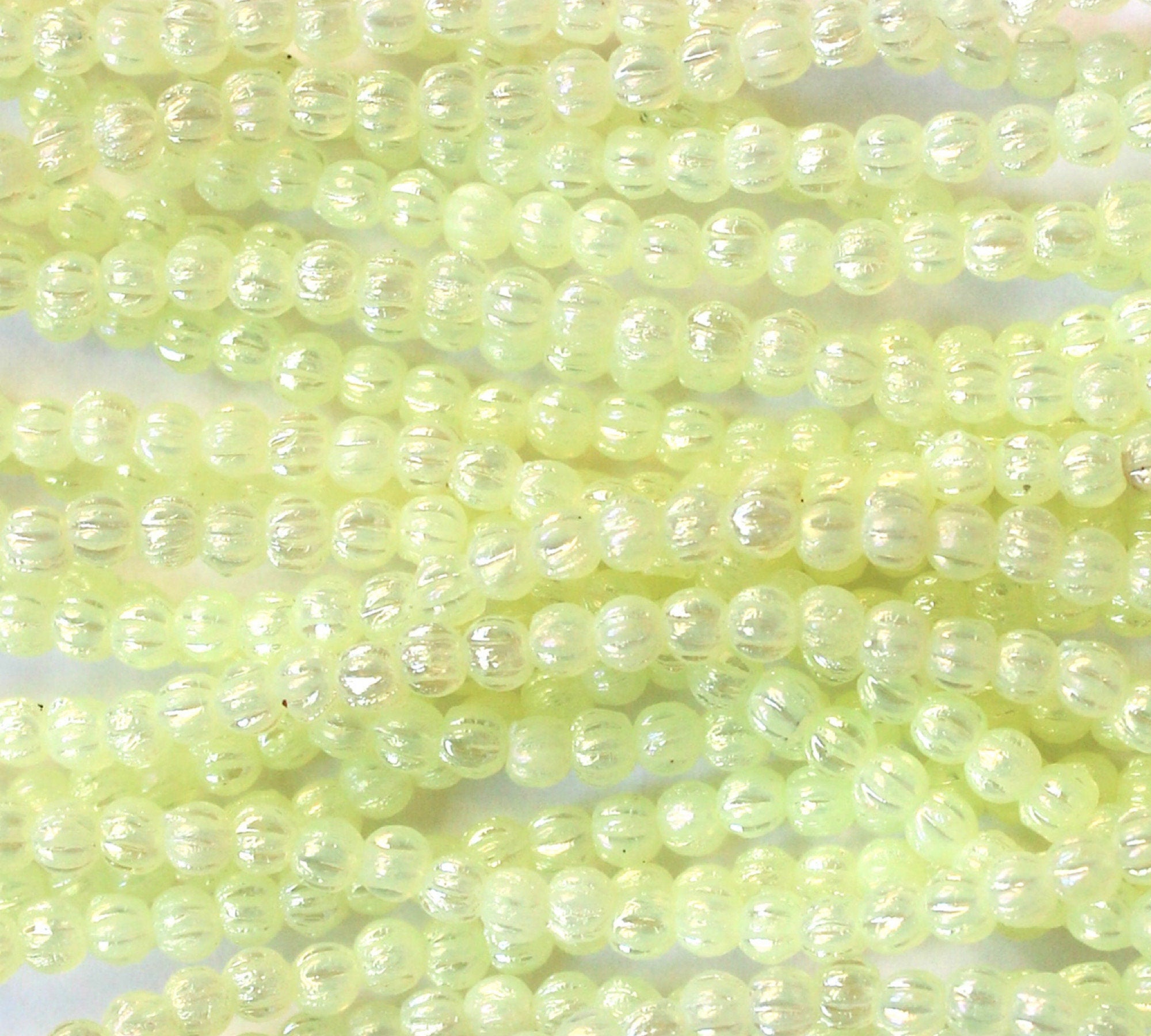 Lot of 100 3mm luster iris lemon yellow melon beads, Czech pressed glass beads C0531
