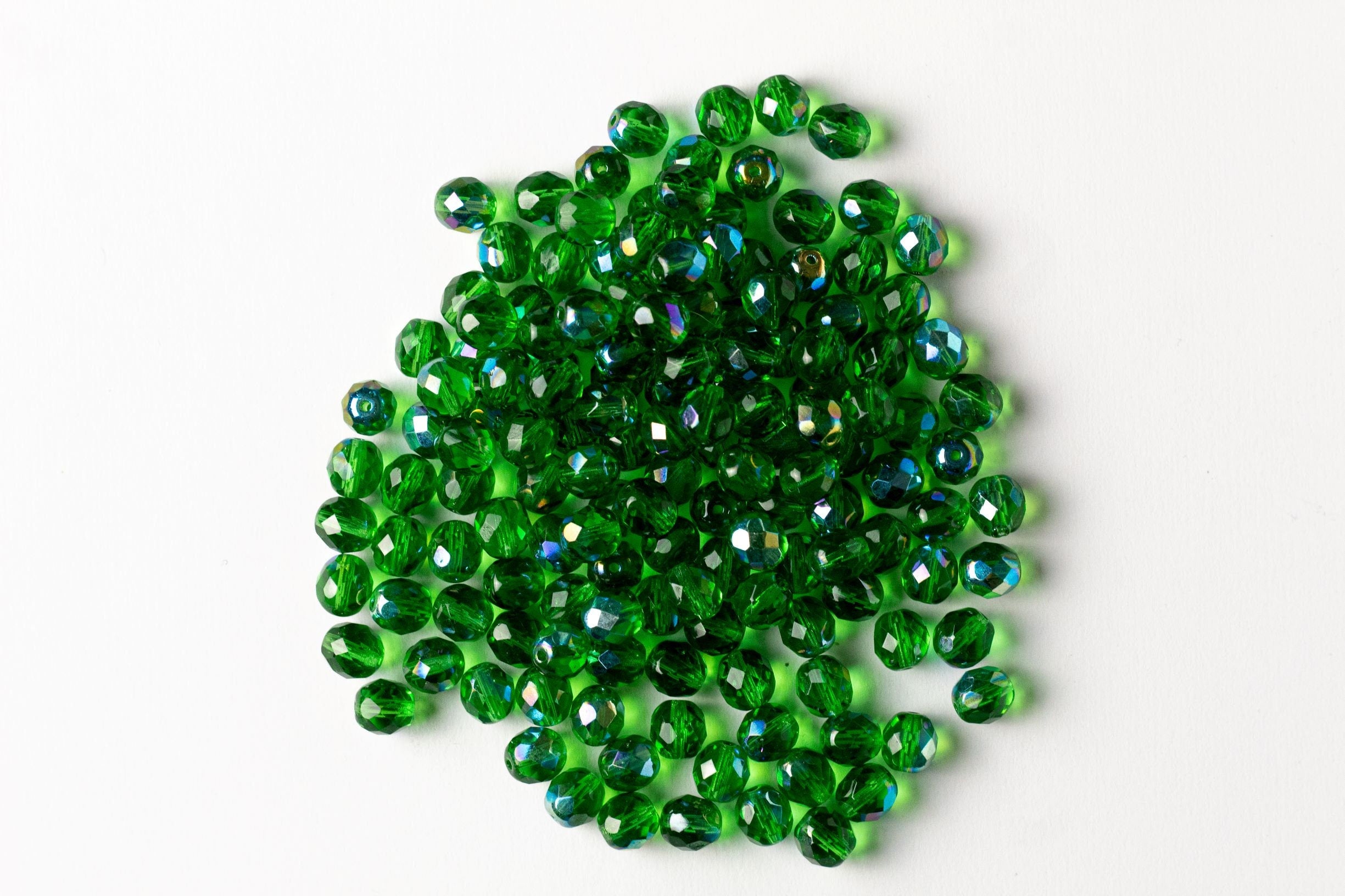 25 8mm Emerald Green AB faceted, round, fire polished glass beads C0056