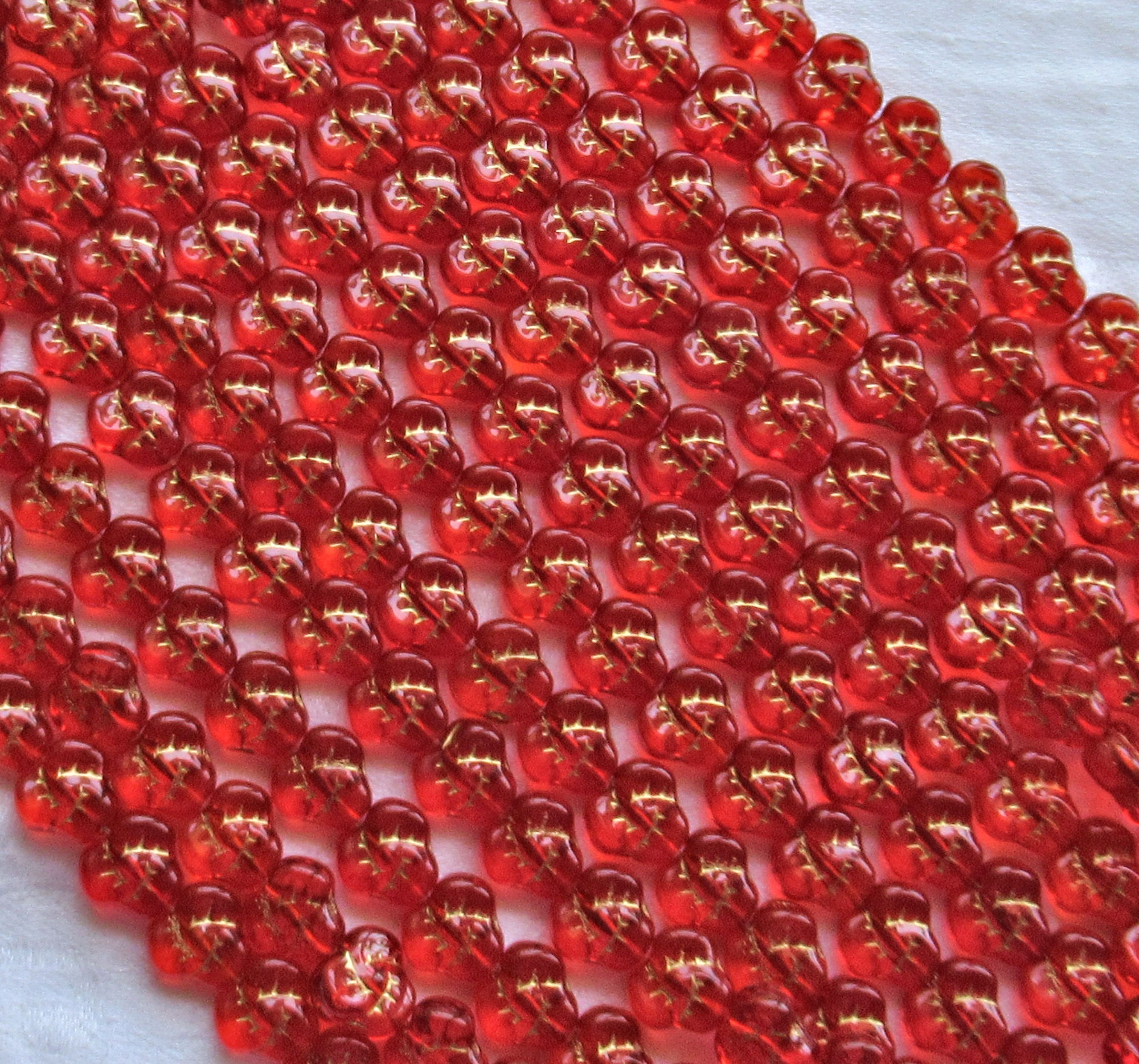 Lot of 25 9mm Czech red glass pansy beads - siam flower beads with gold accents C7501 - Glorious Glass Beads