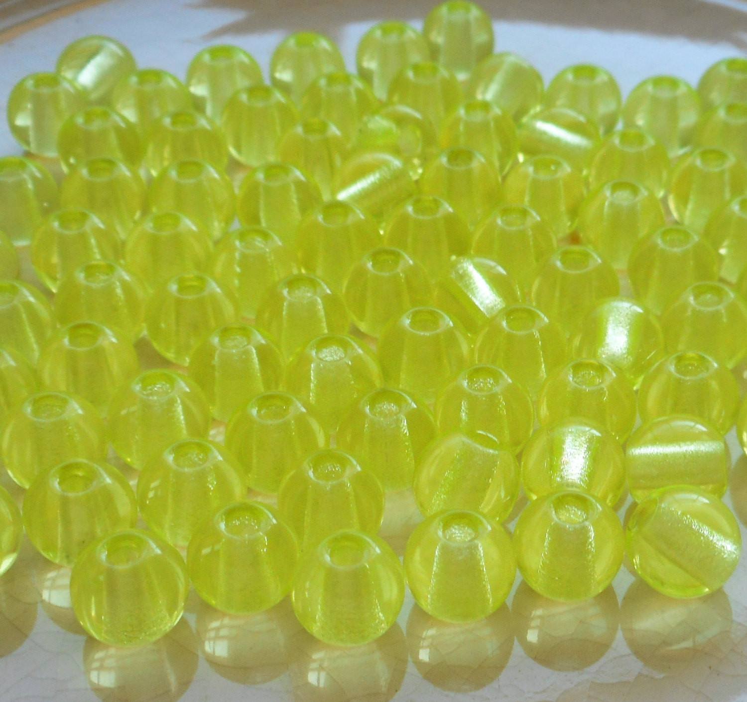 Lot of 25 8mm Czech glass big hole beads, Jonquil or yellow smooth round druk beads with 2mm holes C4401 - Glorious Glass Beads